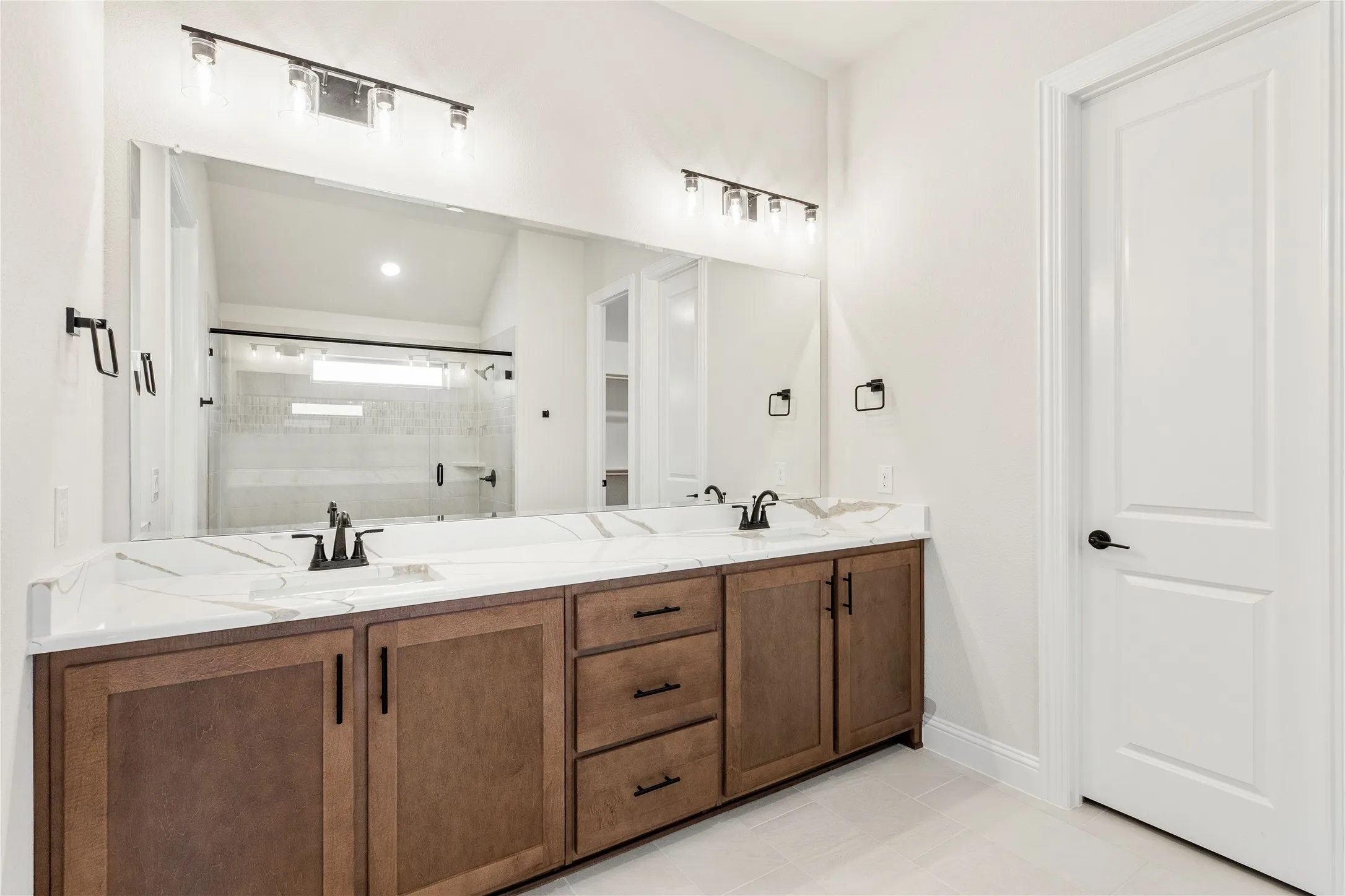 Single Family Residence For Sale in Tarrant County , 2309 Legacy Oaks Lane, Bedford, Texas 76021, 3 Bedroom, 3 Bathroom, 2 Garage spaces, 2,260 Sqft, built in 2026, New Construction - Incomplete, mls#21228668, Real Estate Agent in Bedford, Homes For Sale in Tarrant county, Homes For Sale in Bedford, Realtor in Bedford Texas, Real Estate Brokerage Independent Realty Texas, Luminita Cordes Realtor