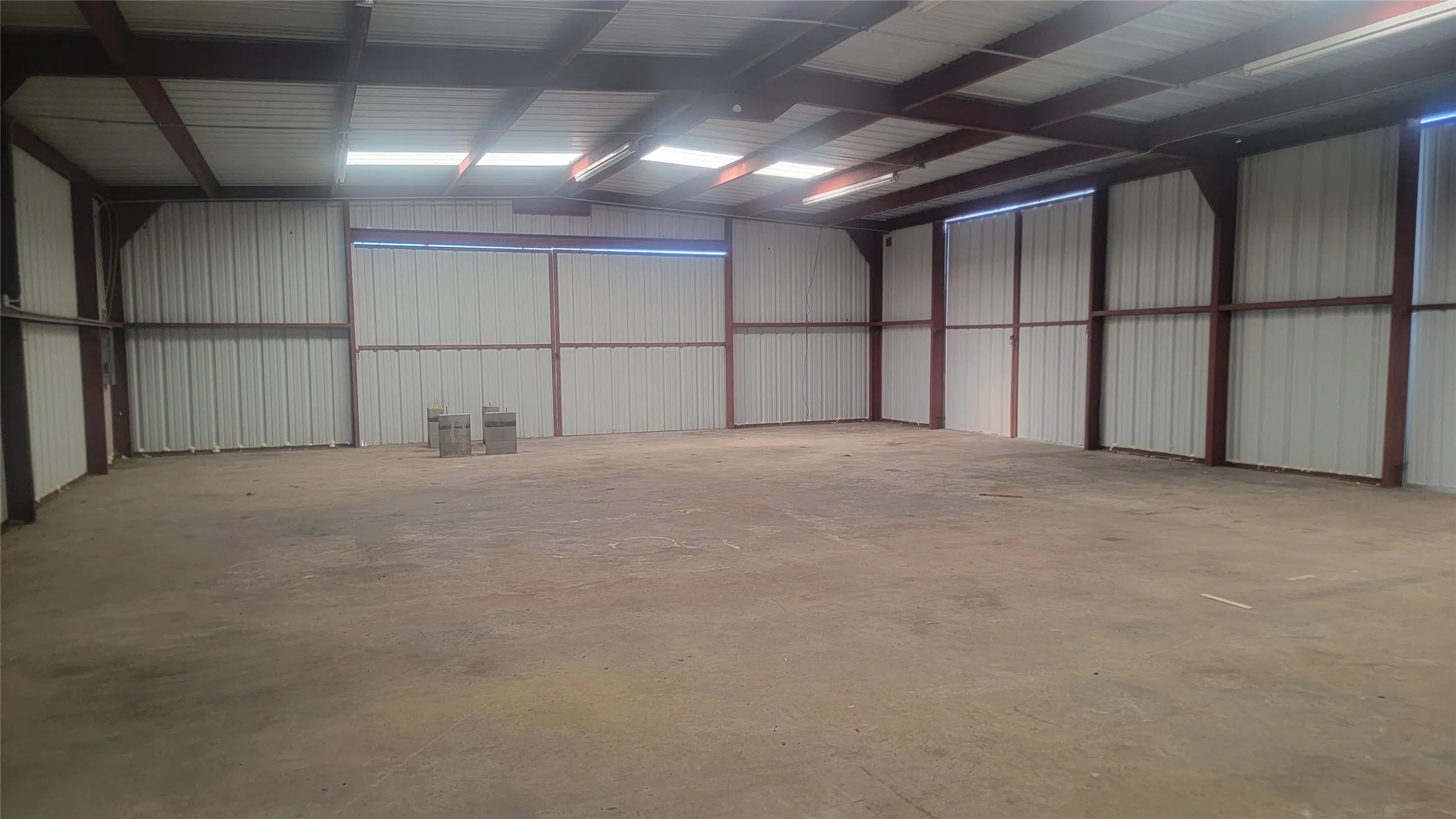 Business For Rent in Hunt County , 1969 Interstate Highway 30 W, Greenville, Texas 75402, 0, 0, Garage spaces, 0 Sqft, built in 1970, Preowned, mls#21228703, Real Estate Agent in Greenville, Homes For Rent in Hunt county, Homes For Rent in Greenville, Realtor in Greenville Texas, Real Estate Brokerage Independent Realty Texas, Luminita Cordes Realtor