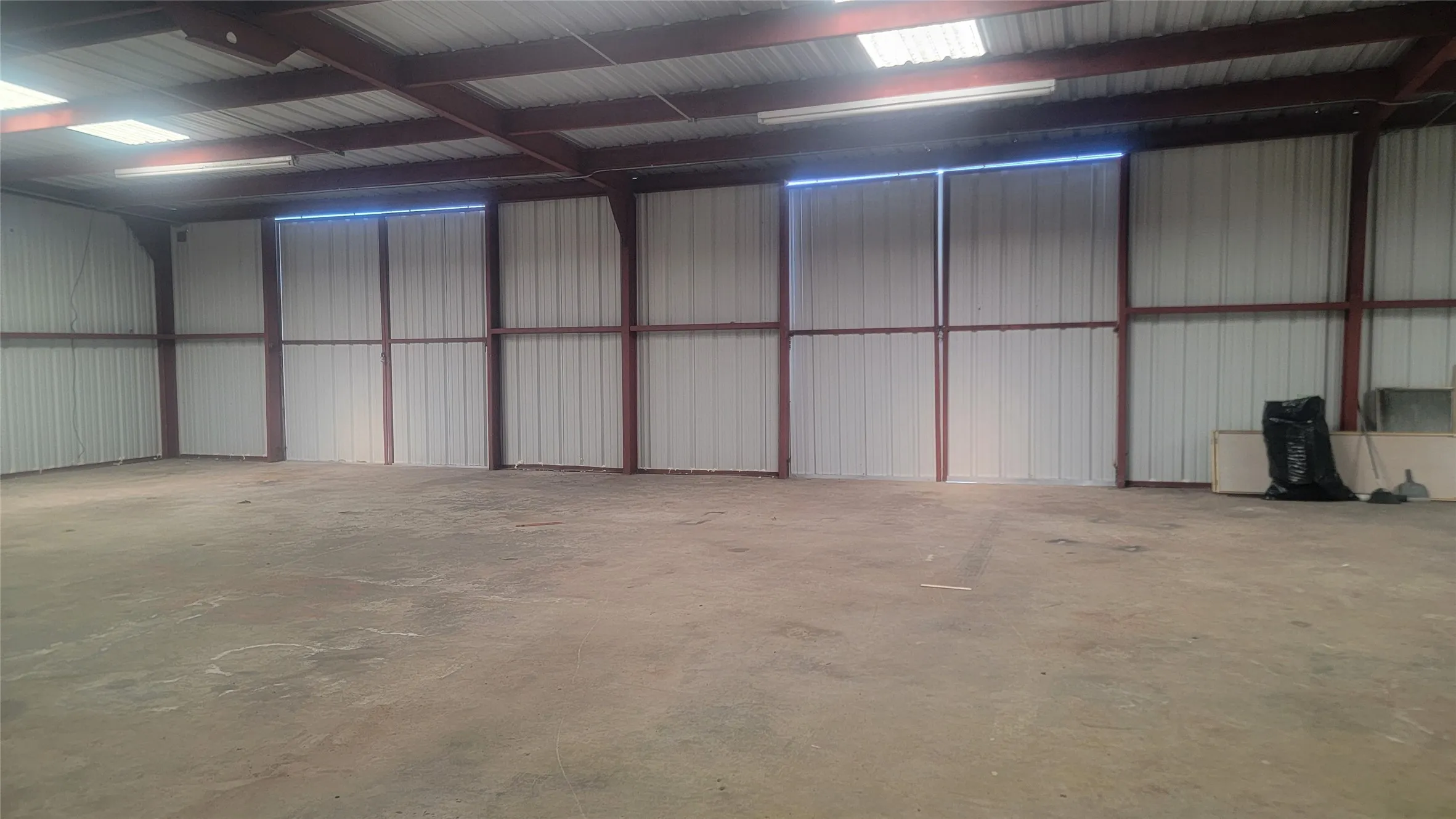 Business For Rent in Hunt County , 1969 Interstate Highway 30 W, Greenville, Texas 75402, 0, 0, Garage spaces, 0 Sqft, built in 1970, Preowned, mls#21228703, Real Estate Agent in Greenville, Homes For Rent in Hunt county, Homes For Rent in Greenville, Realtor in Greenville Texas, Real Estate Brokerage Independent Realty Texas, Luminita Cordes Realtor