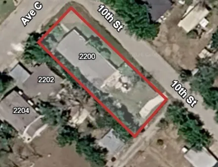 Single Family Residence For Sale in Brown County , 2200 Avenue C, Brownwood, Texas 76801, 0, 2 Bathrooms, Garage spaces, 1,530 Sqft, built in 0, Price $60,000, mls#21222084, Real Estate Agent in Brownwood, Homes For Sale in Brown county, Homes For Sale in Brownwood, Realtor in Brownwood Texas, Real Estate Brokerage Independent Realty Texas, Luminita Cordes Realtor