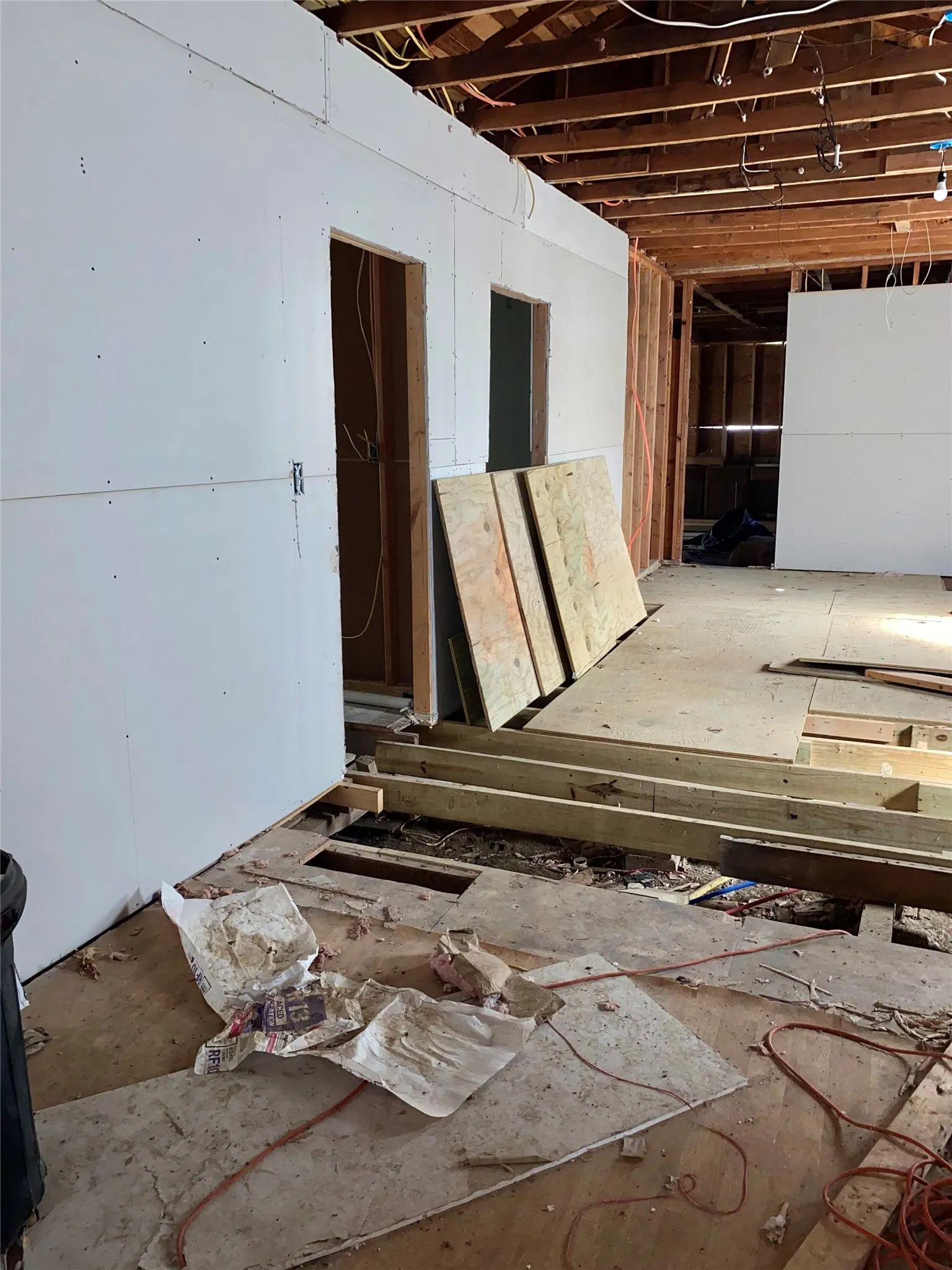 Single Family Residence For Sale in Brown County , 2200 Avenue C, Brownwood, Texas 76801, 0, 2 Bathrooms, Garage spaces, 1,530 Sqft, built in 0, Price $60,000, mls#21222084, Real Estate Agent in Brownwood, Homes For Sale in Brown county, Homes For Sale in Brownwood, Realtor in Brownwood Texas, Real Estate Brokerage Independent Realty Texas, Luminita Cordes Realtor