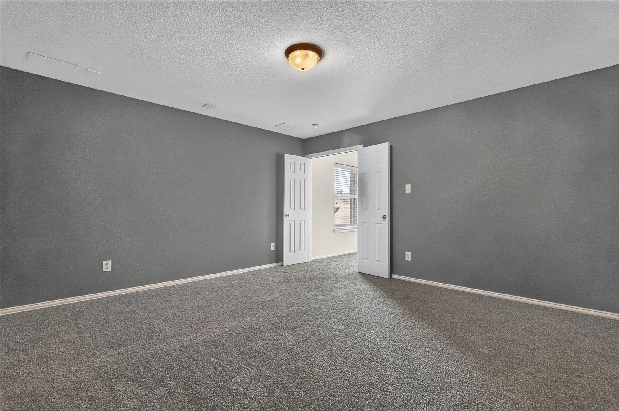 Single Family Residence For Rent in Collin County , 11945 Henderson Drive, Frisco, Texas 75035, 3 Bedroom, 3 Bathroom, 2 Garage spaces, 3,116 Sqft, built in 2007, Preowned, mls#21228685, Real Estate Agent in Frisco, Homes For Rent in Collin county, Homes For Rent in Frisco, Realtor in Frisco Texas, Real Estate Brokerage Independent Realty Texas, Luminita Cordes Realtor