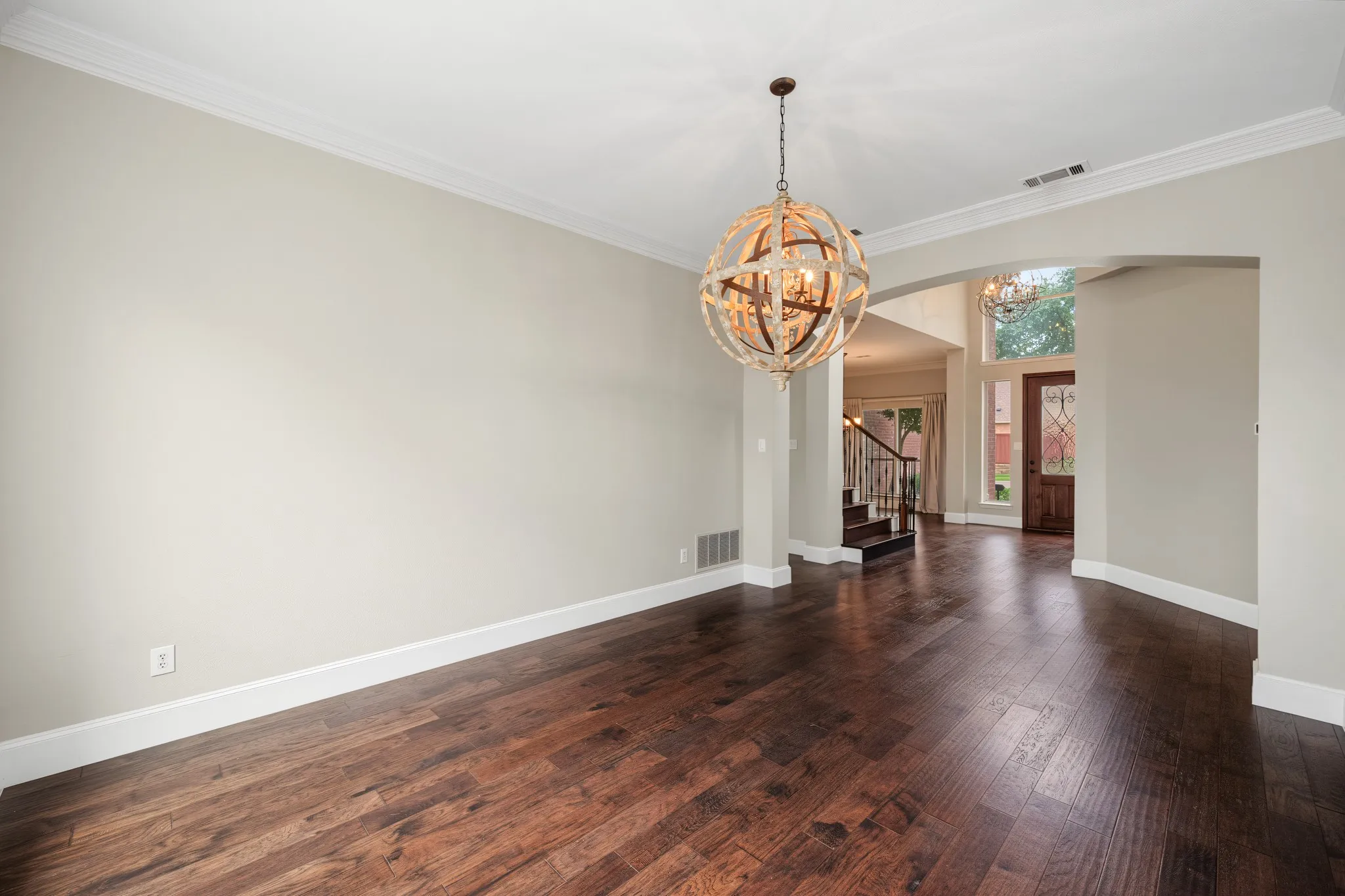 Single Family Residence For Sale in Denton County , 3240 Paddock Circle, Flower Mound, Texas 75022, 4 Bedroom, 3 Bathroom, 2 Garage spaces, 3,276 Sqft, built in 1996, Preowned, mls#21228580, Real Estate Agent in Flower Mound, Homes For Sale in Denton county, Homes For Sale in Flower Mound, Realtor in Flower Mound Texas, Real Estate Brokerage Independent Realty Texas, Luminita Cordes Realtor
