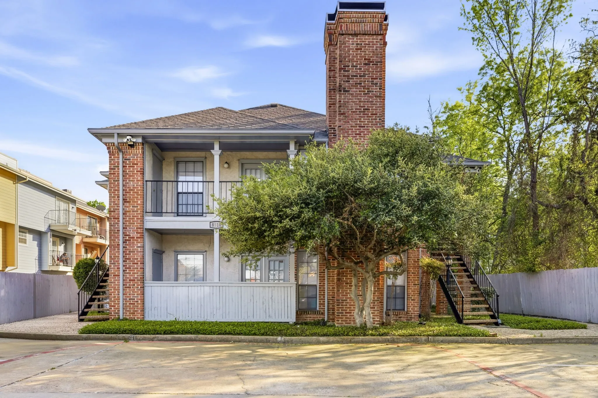 Apartment For Rent in Dallas County , 8510 Park Lane 102, Dallas, Texas 75231, 1 Bedroom, 1 Bathroom, Garage spaces, 700 Sqft, built in 1982, Preowned, mls#21228733, Real Estate Agent in Dallas, Homes For Rent in Dallas county, Homes For Rent in Dallas, Realtor in Dallas Texas, Real Estate Brokerage Independent Realty Texas, Luminita Cordes Realtor
