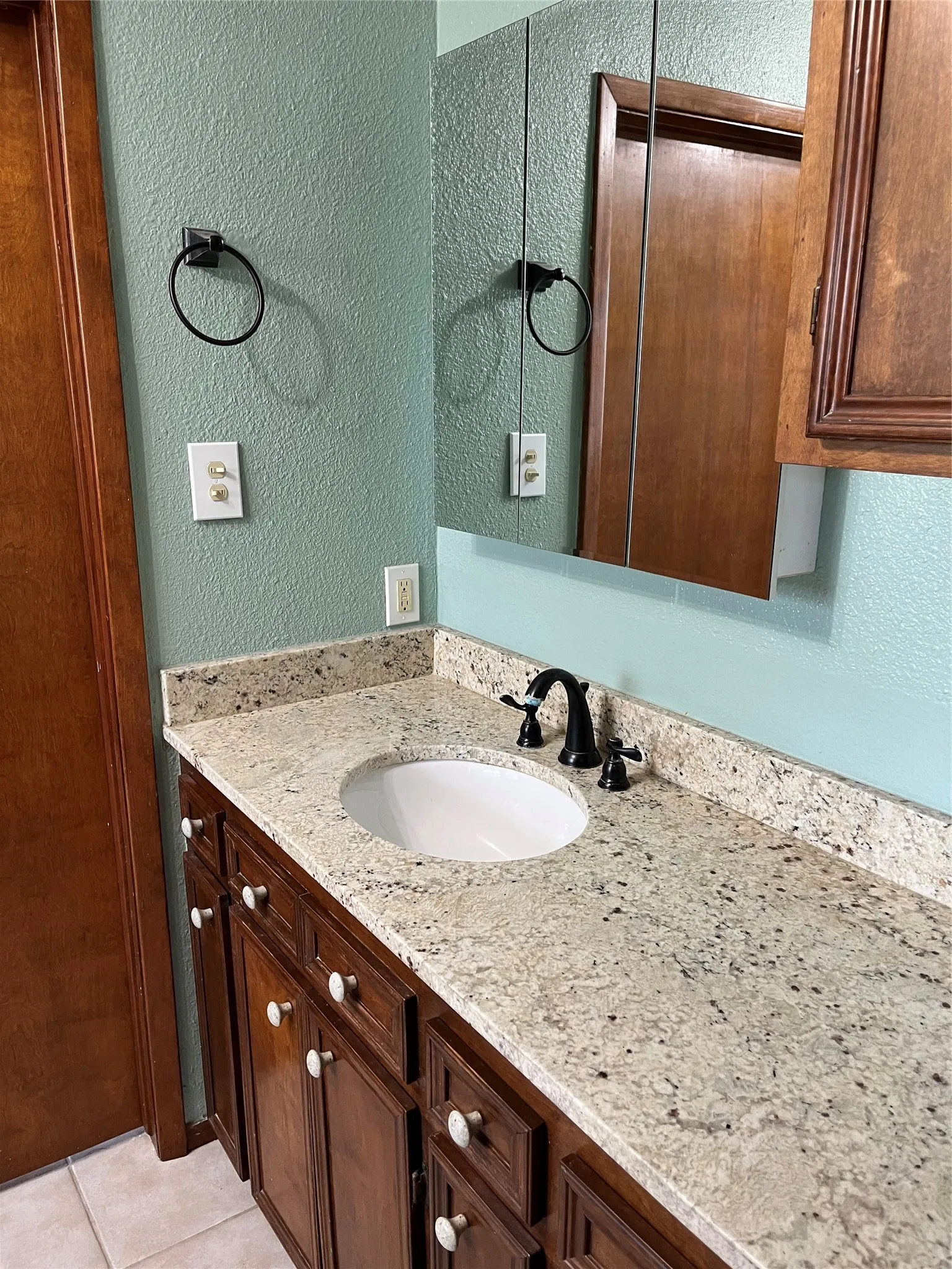 Farm For Sale in Mills County , 2190 W FM 574 Road W, Mullin, Texas 76864, 3 Bedrooms, 2 Bathrooms, Garage spaces, 1,643 Sqft, built in 1984, Preowned, Price $1,465,625, mls#21228722, Real Estate Agent in Mullin, Homes For Sale in Mills county, Homes For Sale in Mullin, Realtor in Mullin Texas, Real Estate Brokerage Independent Realty Texas, Luminita Cordes Realtor
