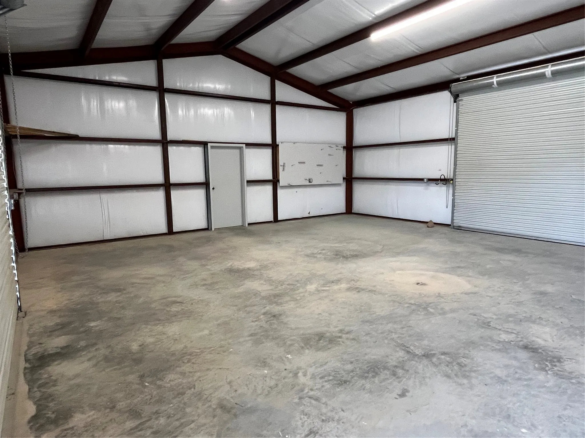Farm For Sale in Mills County , 2190 W FM 574 Road W, Mullin, Texas 76864, 3 Bedrooms, 2 Bathrooms, Garage spaces, 1,643 Sqft, built in 1984, Preowned, Price $1,465,625, mls#21228722, Real Estate Agent in Mullin, Homes For Sale in Mills county, Homes For Sale in Mullin, Realtor in Mullin Texas, Real Estate Brokerage Independent Realty Texas, Luminita Cordes Realtor