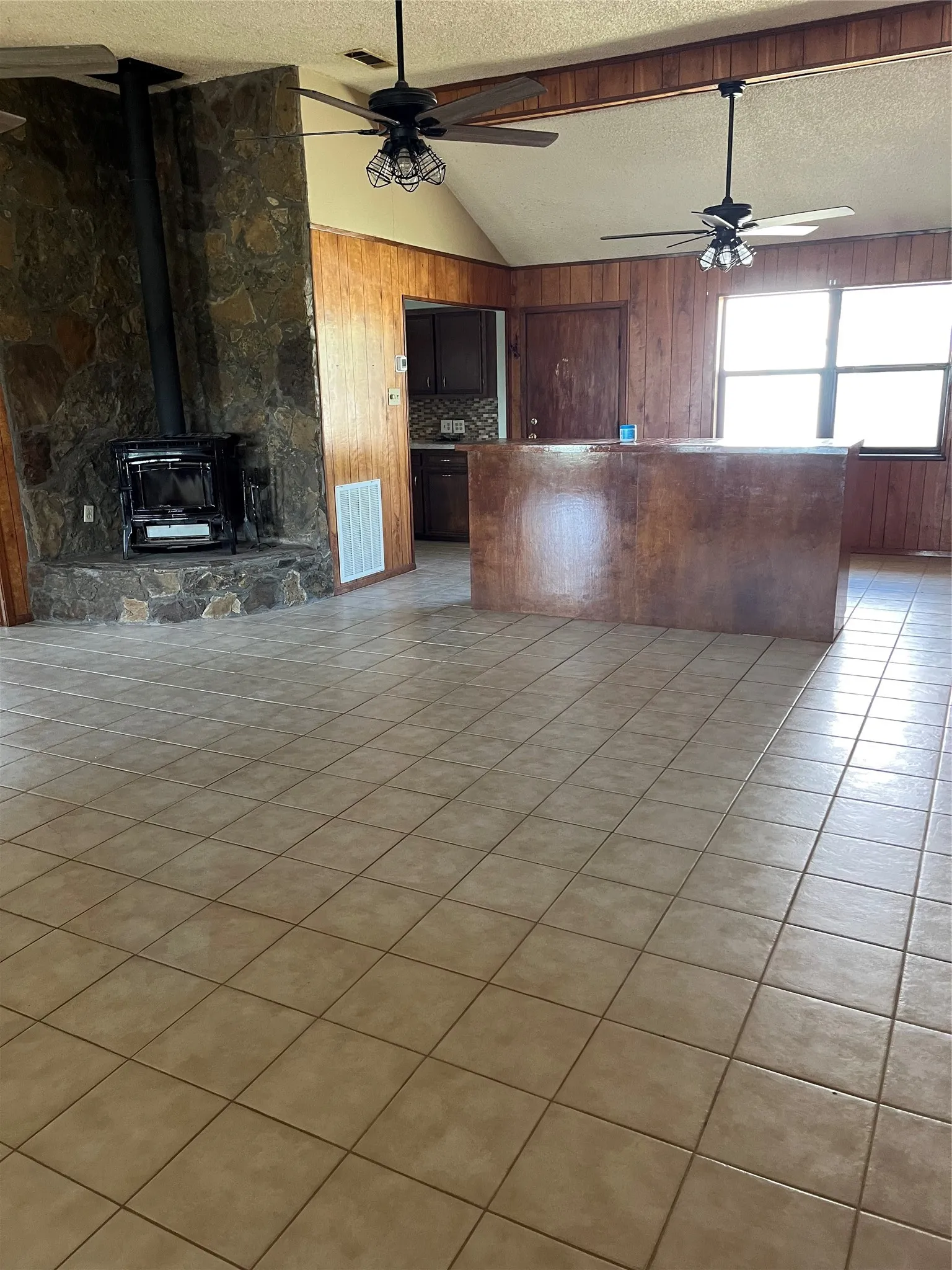 Farm For Sale in Mills County , 2190 W FM 574 Road W, Mullin, Texas 76864, 3 Bedrooms, 2 Bathrooms, Garage spaces, 1,643 Sqft, built in 1984, Preowned, Price $1,465,625, mls#21228722, Real Estate Agent in Mullin, Homes For Sale in Mills county, Homes For Sale in Mullin, Realtor in Mullin Texas, Real Estate Brokerage Independent Realty Texas, Luminita Cordes Realtor