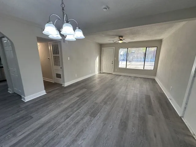 Single Family Residence For Sale in Val Verde County , 337-339 Long Drive, Del Rio, Texas 78840, 3 Bedroom, 2 Bathroom, Garage spaces, 1,850 Sqft, built in 1950, Preowned, mls#21228749, Real Estate Agent in Del Rio, Homes For Sale in Val Verde county, Homes For Sale in Del Rio, Realtor in Del Rio Texas, Real Estate Brokerage Independent Realty Texas, Luminita Cordes Realtor