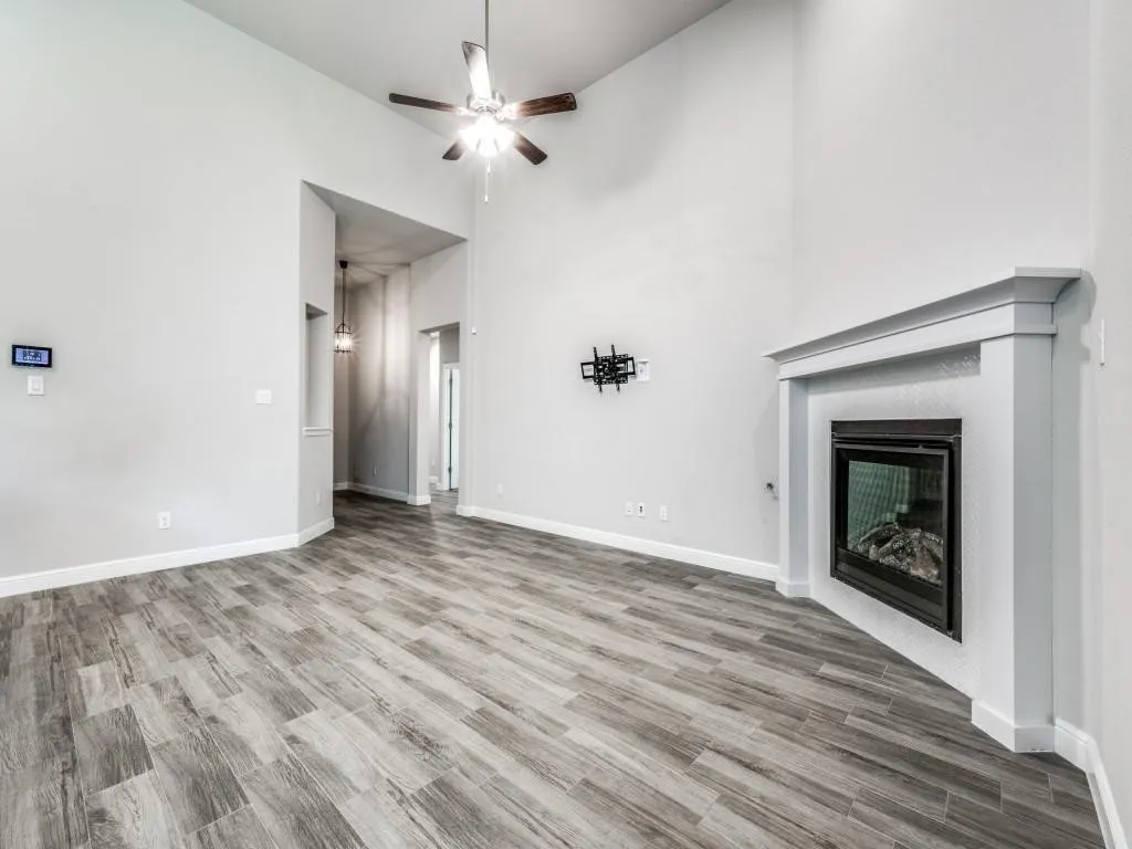 Single Family Residence For Rent in Denton County , 1316 Millerbird Way, Argyle, Texas 76226, 4 Bedroom, 2 Bathroom, 2 Garage spaces, 1,806 Sqft, built in 2021, Preowned, mls#21228762, Real Estate Agent in Argyle, Homes For Rent in Denton county, Homes For Rent in Argyle, Realtor in Argyle Texas, Real Estate Brokerage Independent Realty Texas, Luminita Cordes Realtor