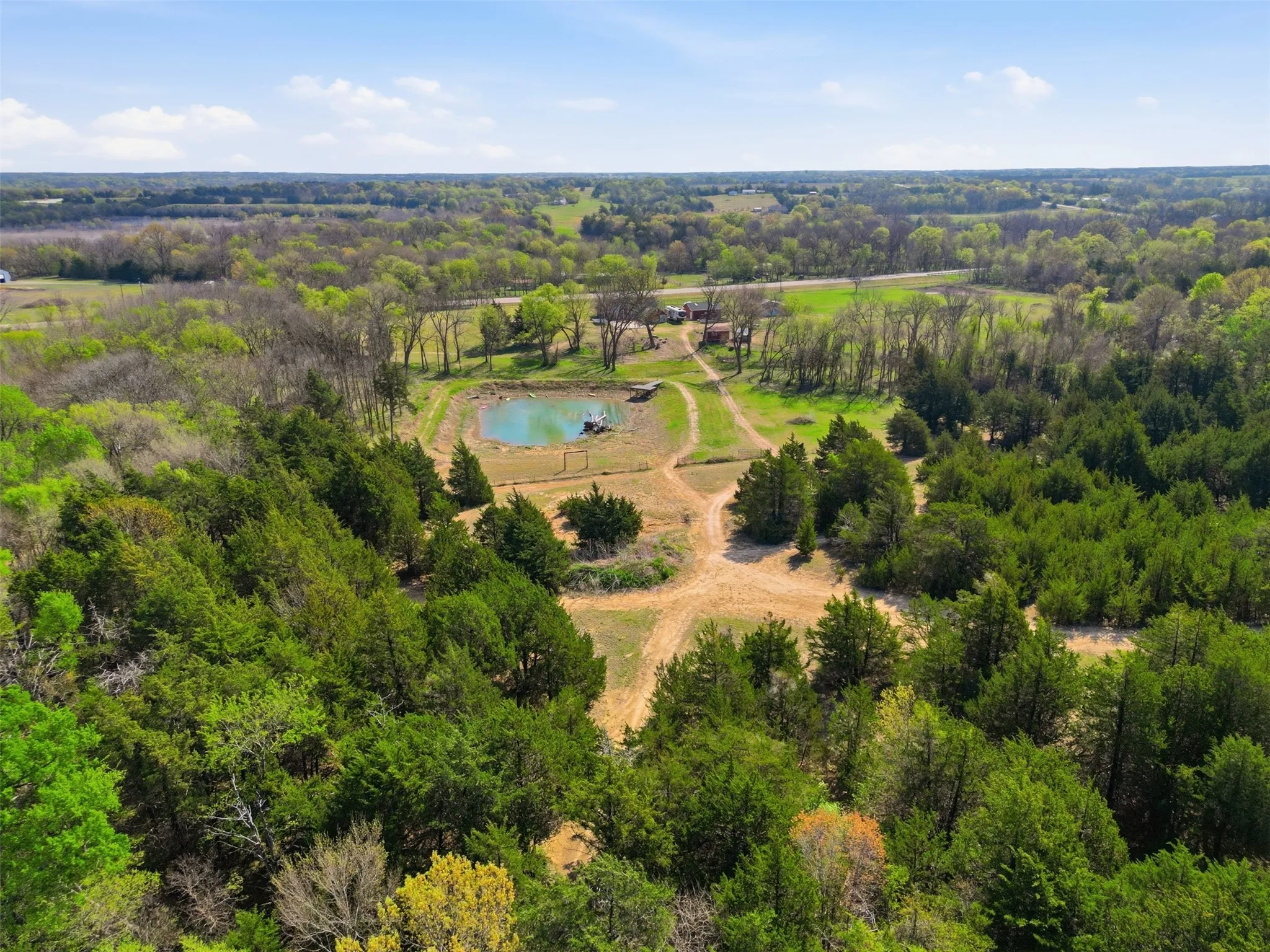 Farm For Sale in Fannin County , 3823 State Highway 11, Bonham, Texas 75418, 4 Bedroom, 2 Bathroom, 2 Garage spaces, 2,504 Sqft, built in 2006, Preowned, mls#21228781, Real Estate Agent in Bonham, Homes For Sale in Fannin county, Homes For Sale in Bonham, Realtor in Bonham Texas, Real Estate Brokerage Independent Realty Texas, Luminita Cordes Realtor