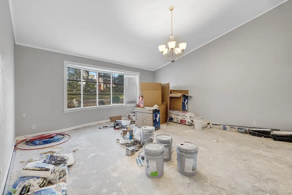 Single Family Residence For Sale in Bowie County , 2305 Cherry Hill Road, Texarkana, Texas 75503, 4 Bedroom, 3 Bathroom, Garage spaces, 3,129 Sqft, built in 1980, mls#21228670, Real Estate Agent in Texarkana, Homes For Sale in Bowie county, Homes For Sale in Texarkana, Realtor in Texarkana Texas, Real Estate Brokerage Independent Realty Texas, Luminita Cordes Realtor