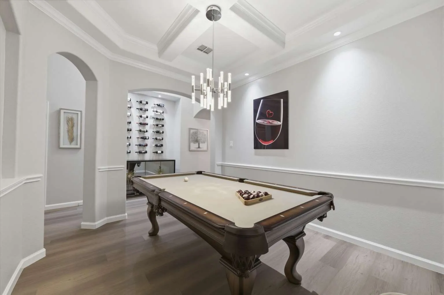 Single Family Residence For Sale in Denton County , 5617 Buffalo Springs Drive, Frisco, Texas 75036, 3 Bedroom, 2 Bathroom, 2 Garage spaces, 2,006 Sqft, built in 2015, Preowned, mls#21228810, Real Estate Agent in Frisco, Homes For Sale in Denton county, Homes For Sale in Frisco, Realtor in Frisco Texas, Real Estate Brokerage Independent Realty Texas, Luminita Cordes Realtor