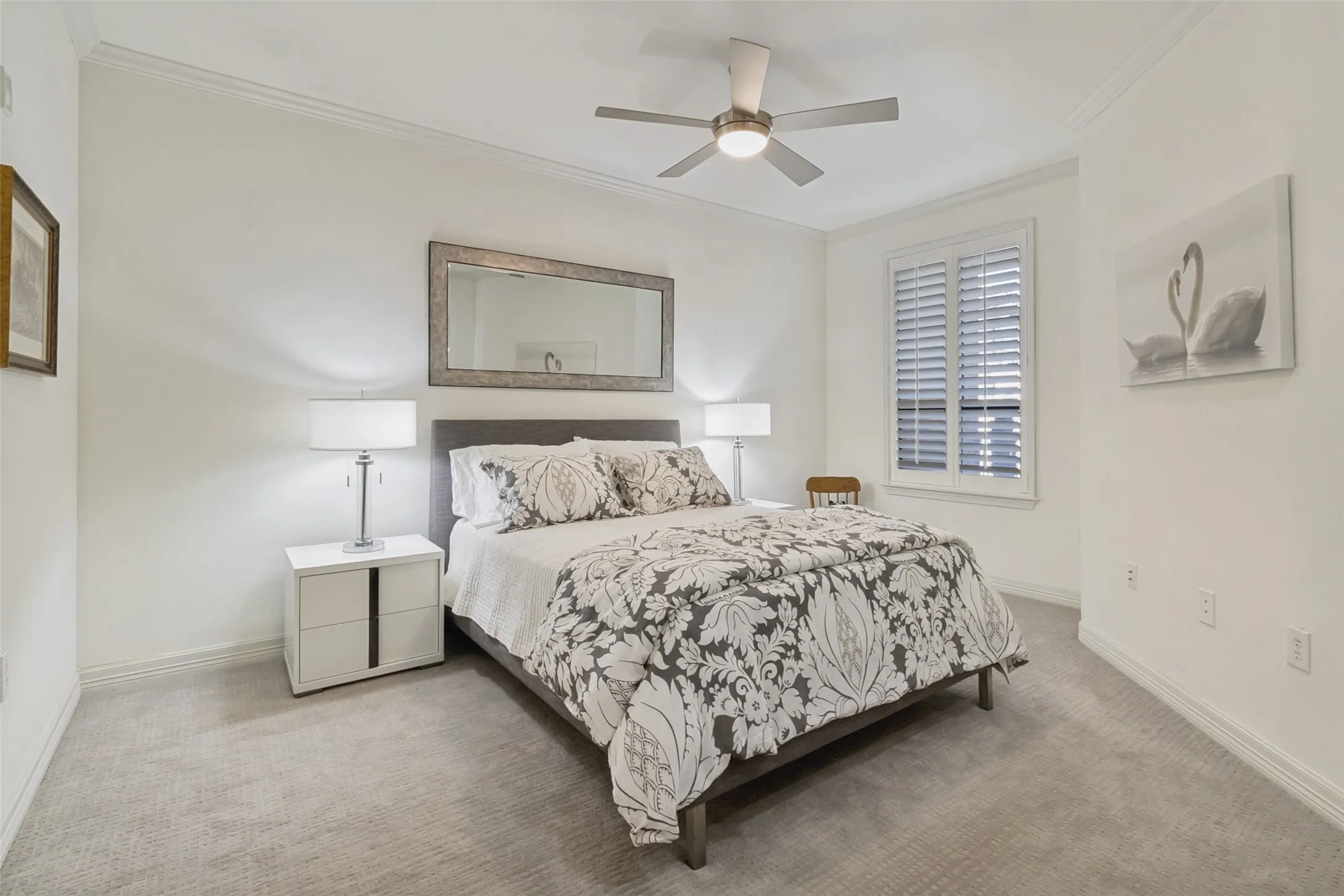 Second large bedroom