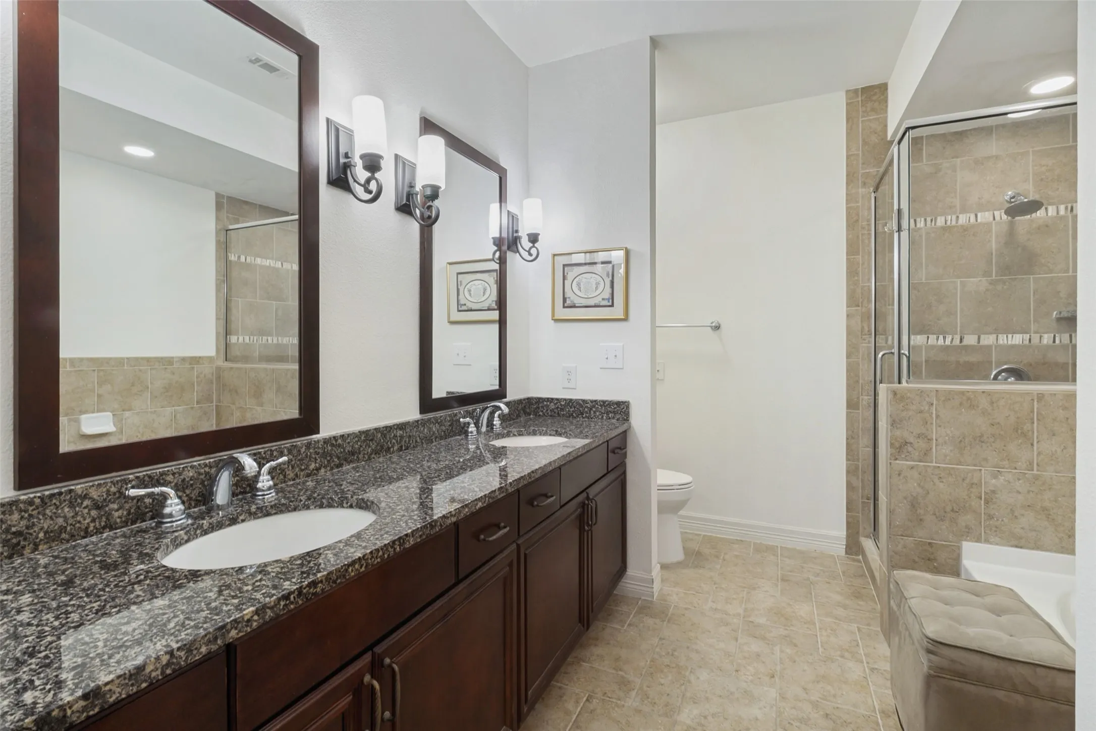 Condominium For Sale in Dallas County , 8616 Turtle Creek Boulevard 414, Dallas, Texas 75225, 3 Bedroom, 3 Bathroom, 3 Garage spaces, 1,949 Sqft, built in 2006, Preowned, mls#21226449, Real Estate Agent in Dallas, Homes For Sale in Dallas county, Homes For Sale in Dallas, Realtor in Dallas Texas, Real Estate Brokerage Independent Realty Texas, Luminita Cordes Realtor