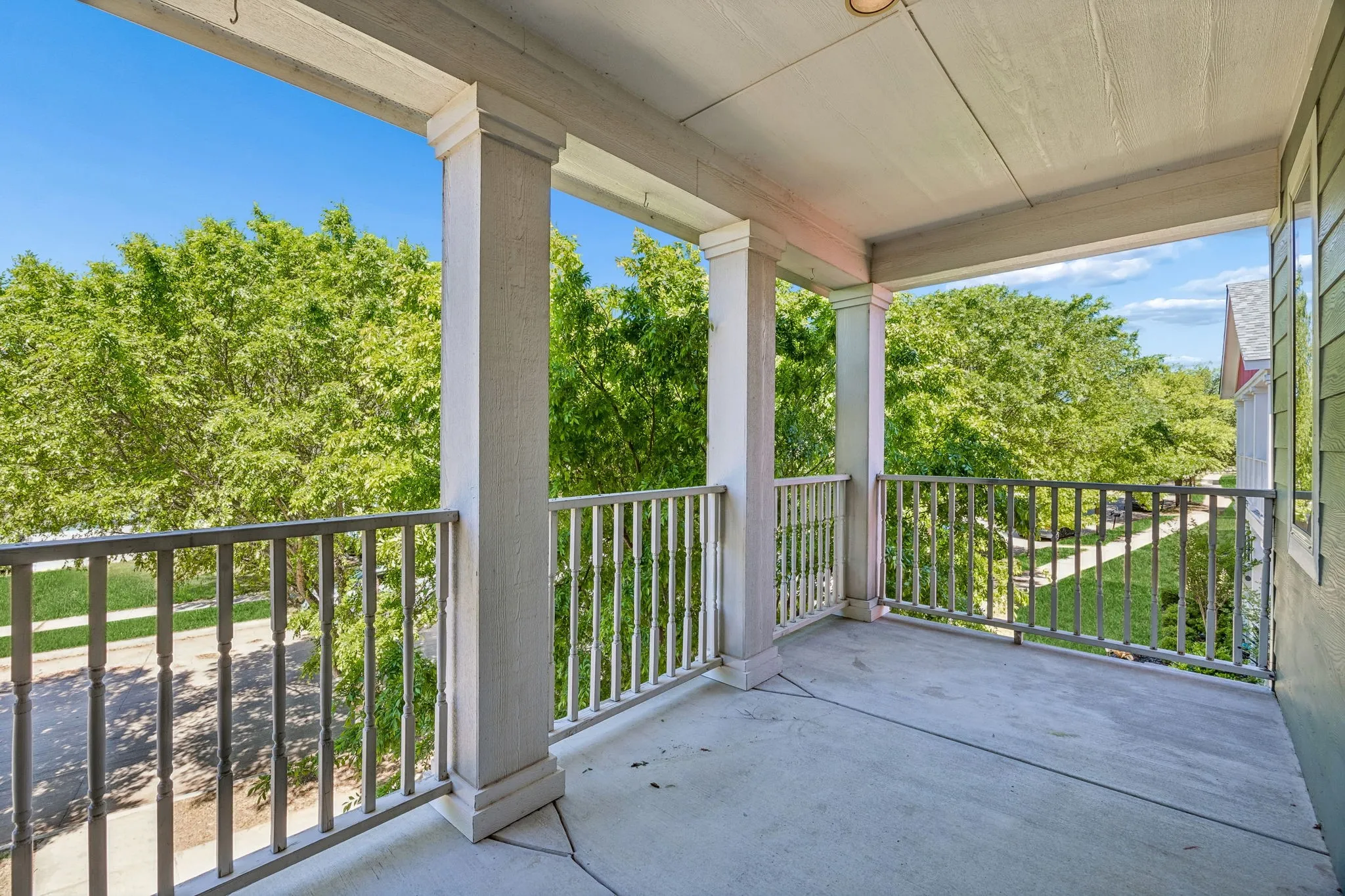 Single Family Residence For Sale in Denton County , 1000 Haley Court, Savannah, Texas 76227, 4 Bedroom, 3 Bathroom, 2 Garage spaces, 2,844 Sqft, built in 2010, Preowned, mls#21228684, Real Estate Agent in Savannah, Homes For Sale in Denton county, Homes For Sale in Savannah, Realtor in Savannah Texas, Real Estate Brokerage Independent Realty Texas, Luminita Cordes Realtor