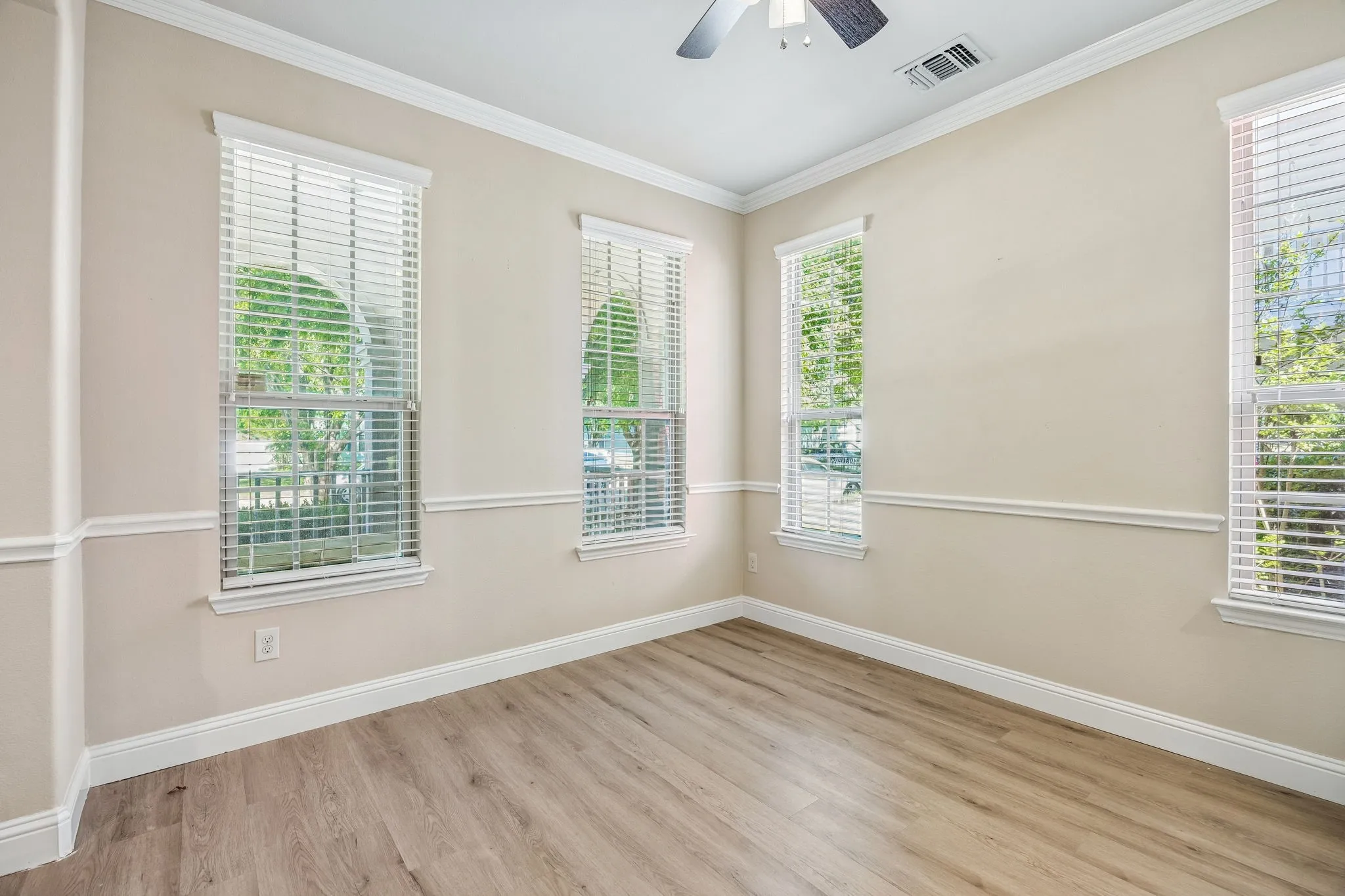 Formal Dining room