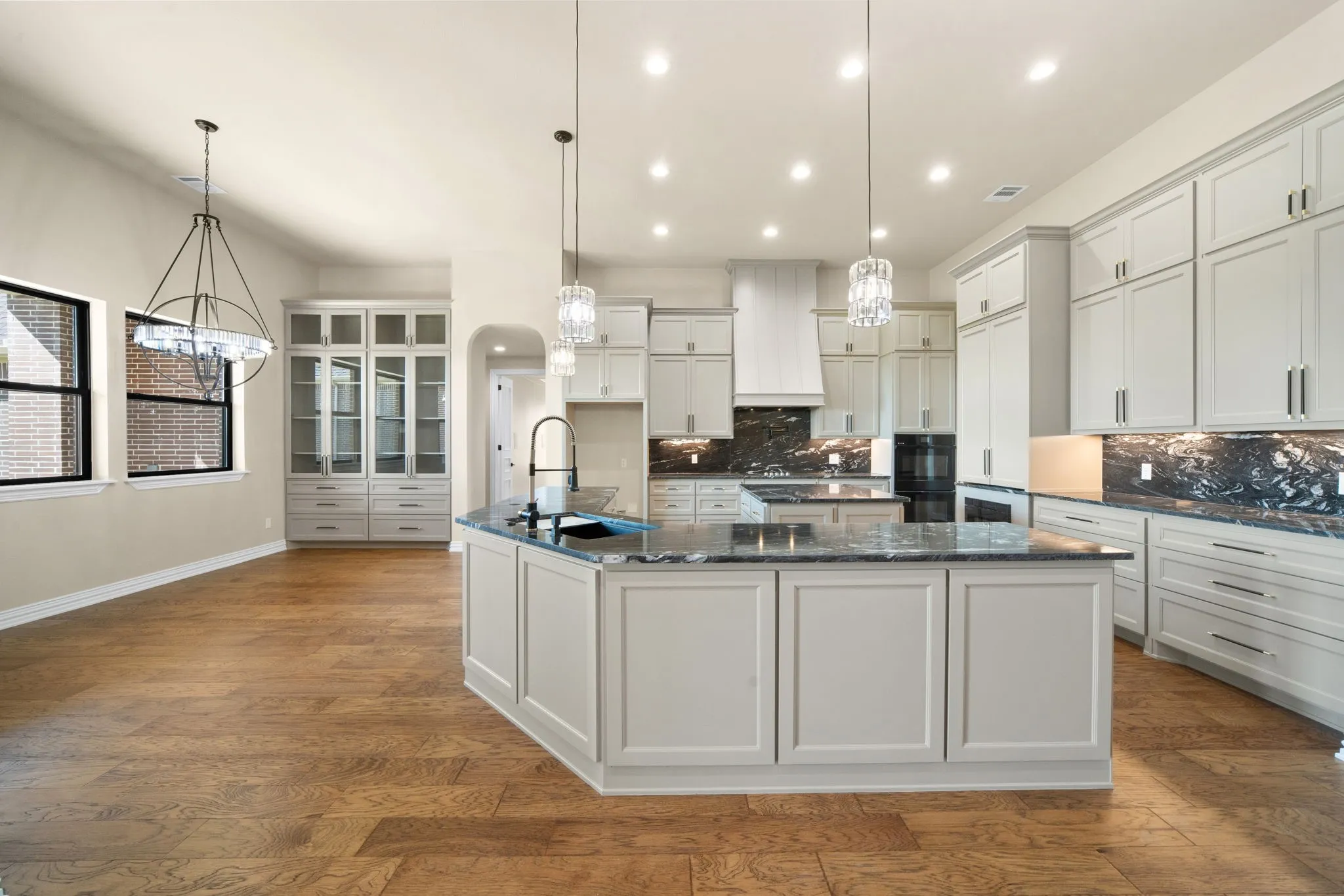 Single Family Residence For Sale in Ellis County , 1341 Greycrest Terrace, Midlothian, Texas 76065, 4 Bedroom, 5 Bathroom, 3 Garage spaces, 4,386 Sqft, built in 2026, New Construction - Complete, mls#21223486, Real Estate Agent in Midlothian, Homes For Sale in Ellis county, Homes For Sale in Midlothian, Realtor in Midlothian Texas, Real Estate Brokerage Independent Realty Texas, Luminita Cordes Realtor