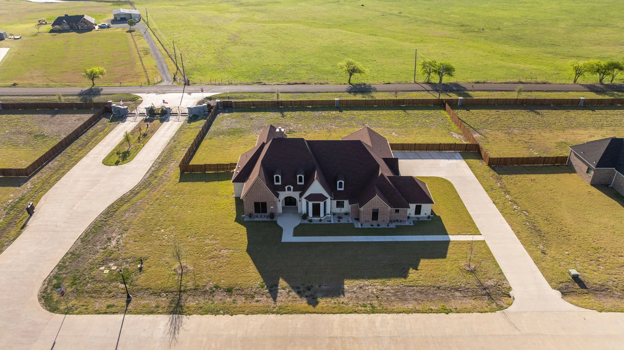 Single Family Residence For Sale in Ellis County , 1341 Greycrest Terrace, Midlothian, Texas 76065, 4 Bedroom, 5 Bathroom, 3 Garage spaces, 4,386 Sqft, built in 2026, New Construction - Complete, mls#21223486, Real Estate Agent in Midlothian, Homes For Sale in Ellis county, Homes For Sale in Midlothian, Realtor in Midlothian Texas, Real Estate Brokerage Independent Realty Texas, Luminita Cordes Realtor