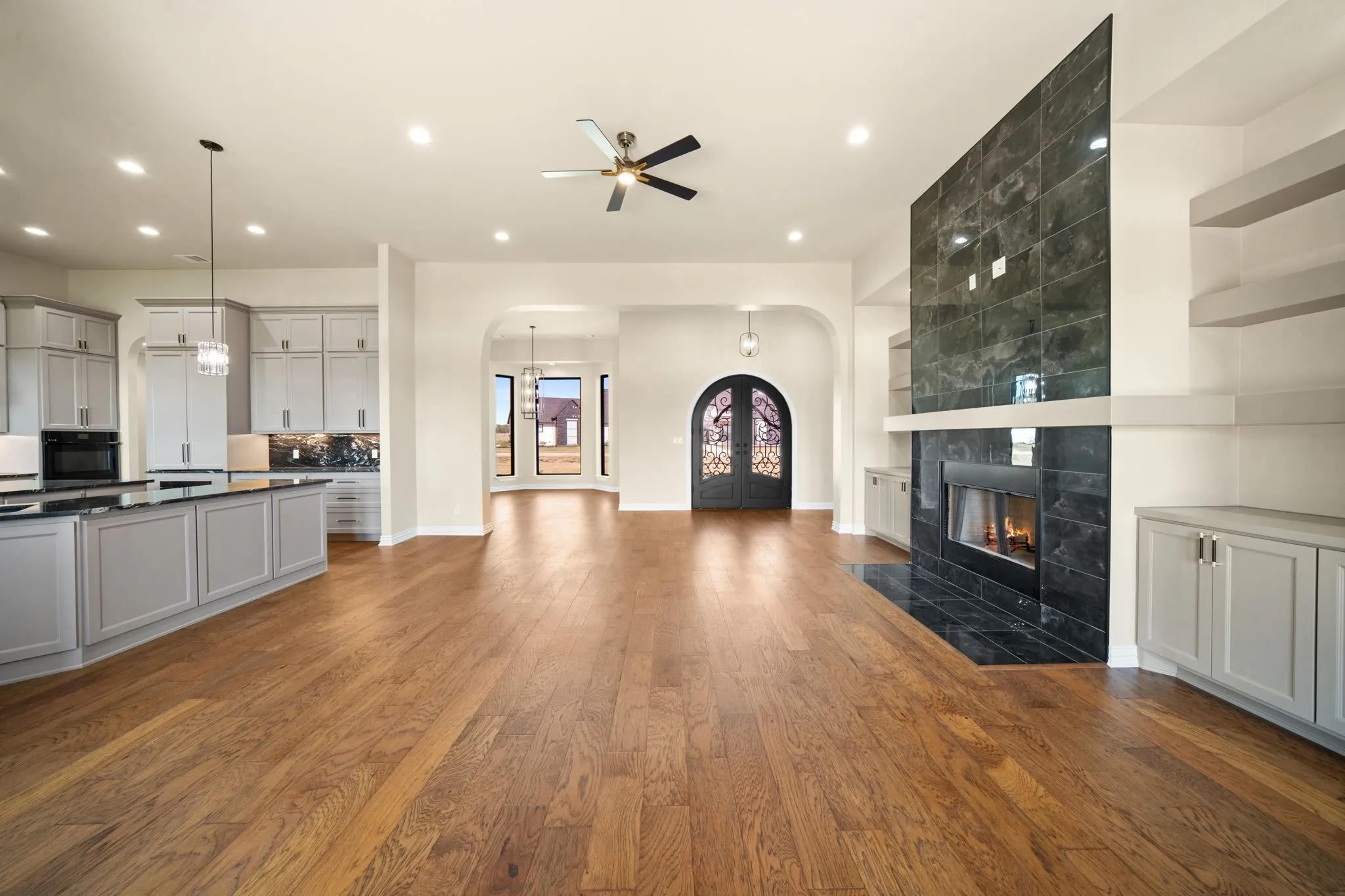 Single Family Residence For Sale in Ellis County , 1341 Greycrest Terrace, Midlothian, Texas 76065, 4 Bedroom, 5 Bathroom, 3 Garage spaces, 4,386 Sqft, built in 2026, New Construction - Complete, mls#21223486, Real Estate Agent in Midlothian, Homes For Sale in Ellis county, Homes For Sale in Midlothian, Realtor in Midlothian Texas, Real Estate Brokerage Independent Realty Texas, Luminita Cordes Realtor