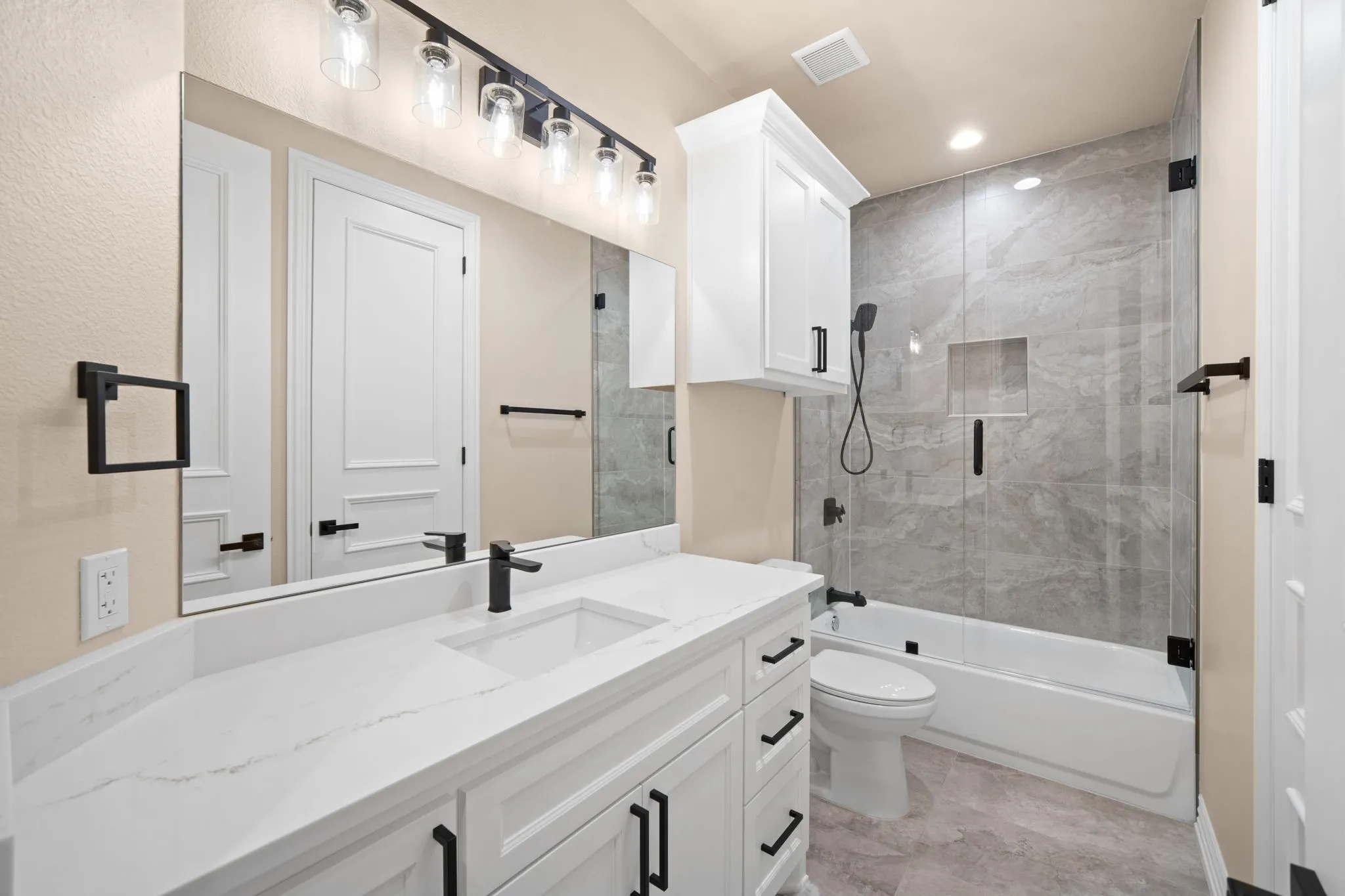 Single Family Residence For Sale in Ellis County , 1341 Greycrest Terrace, Midlothian, Texas 76065, 4 Bedroom, 5 Bathroom, 3 Garage spaces, 4,386 Sqft, built in 2026, New Construction - Complete, mls#21223486, Real Estate Agent in Midlothian, Homes For Sale in Ellis county, Homes For Sale in Midlothian, Realtor in Midlothian Texas, Real Estate Brokerage Independent Realty Texas, Luminita Cordes Realtor