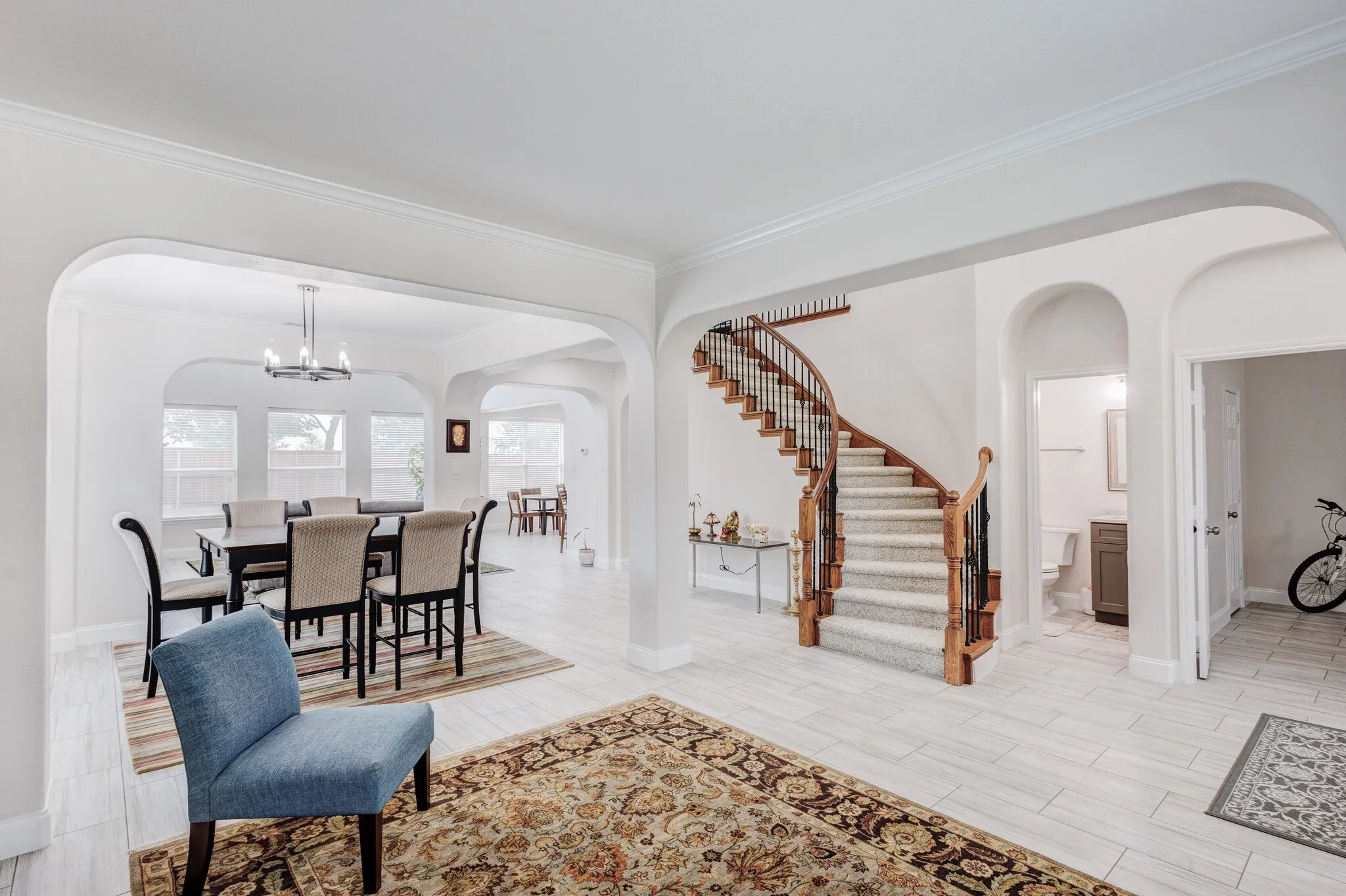 Single Family Residence For Sale in Collin County , 11687 Corsicana Drive, Frisco, Texas 75035, 5 Bedrooms, 4 Bathrooms, 2 Garage spaces, 4,042 Sqft, built in 2006, Preowned, Price $725,000, mls#21228892, Real Estate Agent in Frisco, Homes For Sale in Collin county, Homes For Sale in Frisco, Realtor in Frisco Texas, Real Estate Brokerage Independent Realty Texas, Luminita Cordes Realtor