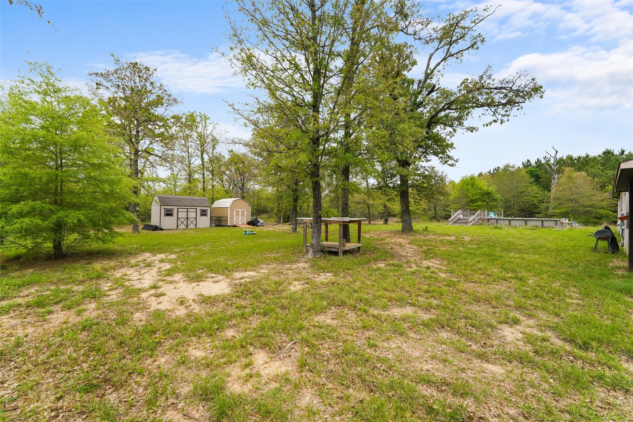 Mobile Home For Sale in Anderson County , 130 Private Road 6453, Palestine, Texas 75803, 3 Bedrooms, 3 Bathrooms, Garage spaces, 1,456 Sqft, built in 2006, Price $285,000, mls#21228897, Real Estate Agent in Palestine, Homes For Sale in Anderson county, Homes For Sale in Palestine, Realtor in Palestine Texas, Real Estate Brokerage Independent Realty Texas, Luminita Cordes Realtor