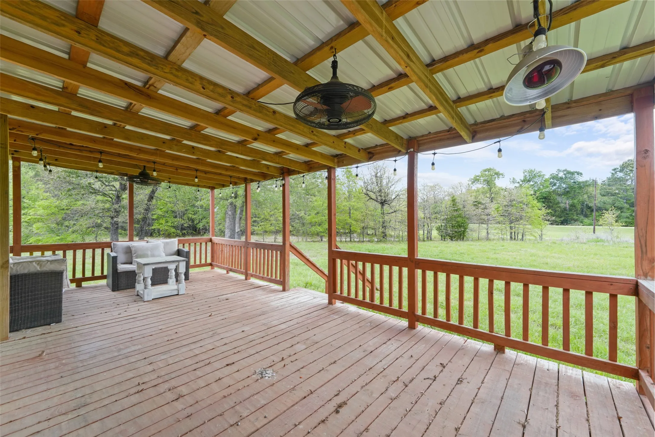 Mobile Home For Sale in Anderson County , 130 Private Road 6453, Palestine, Texas 75803, 3 Bedrooms, 3 Bathrooms, Garage spaces, 1,456 Sqft, built in 2006, Price $285,000, mls#21228897, Real Estate Agent in Palestine, Homes For Sale in Anderson county, Homes For Sale in Palestine, Realtor in Palestine Texas, Real Estate Brokerage Independent Realty Texas, Luminita Cordes Realtor
