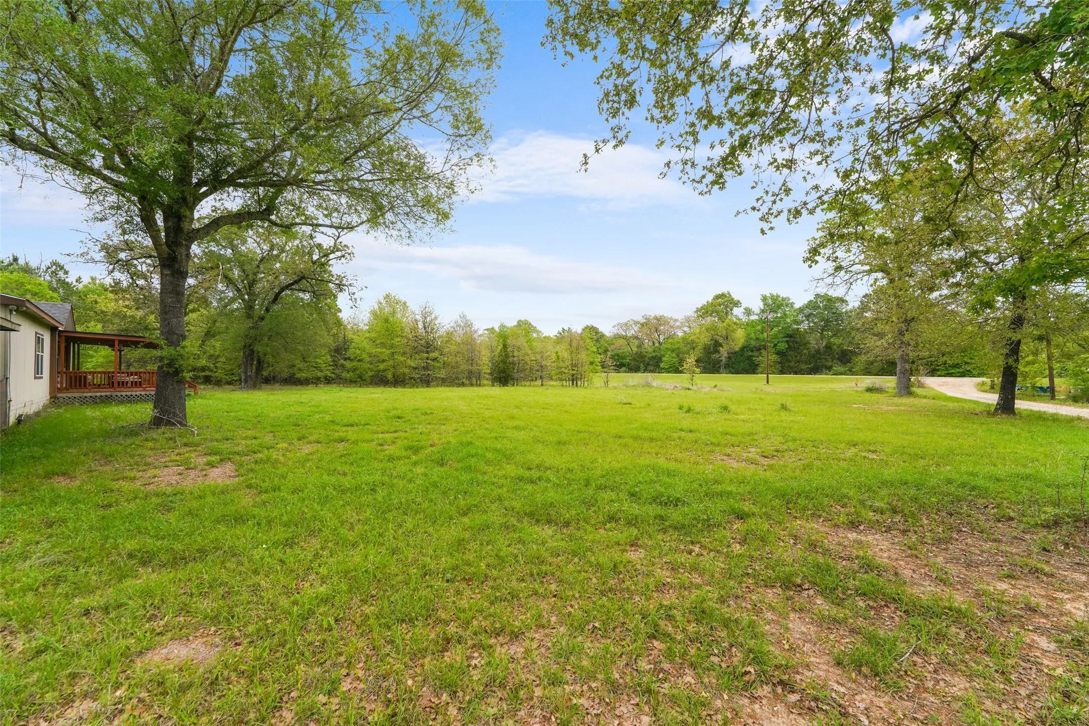 Mobile Home For Sale in Anderson County , 130 Private Road 6453, Palestine, Texas 75803, 3 Bedrooms, 3 Bathrooms, Garage spaces, 1,456 Sqft, built in 2006, Price $285,000, mls#21228897, Real Estate Agent in Palestine, Homes For Sale in Anderson county, Homes For Sale in Palestine, Realtor in Palestine Texas, Real Estate Brokerage Independent Realty Texas, Luminita Cordes Realtor