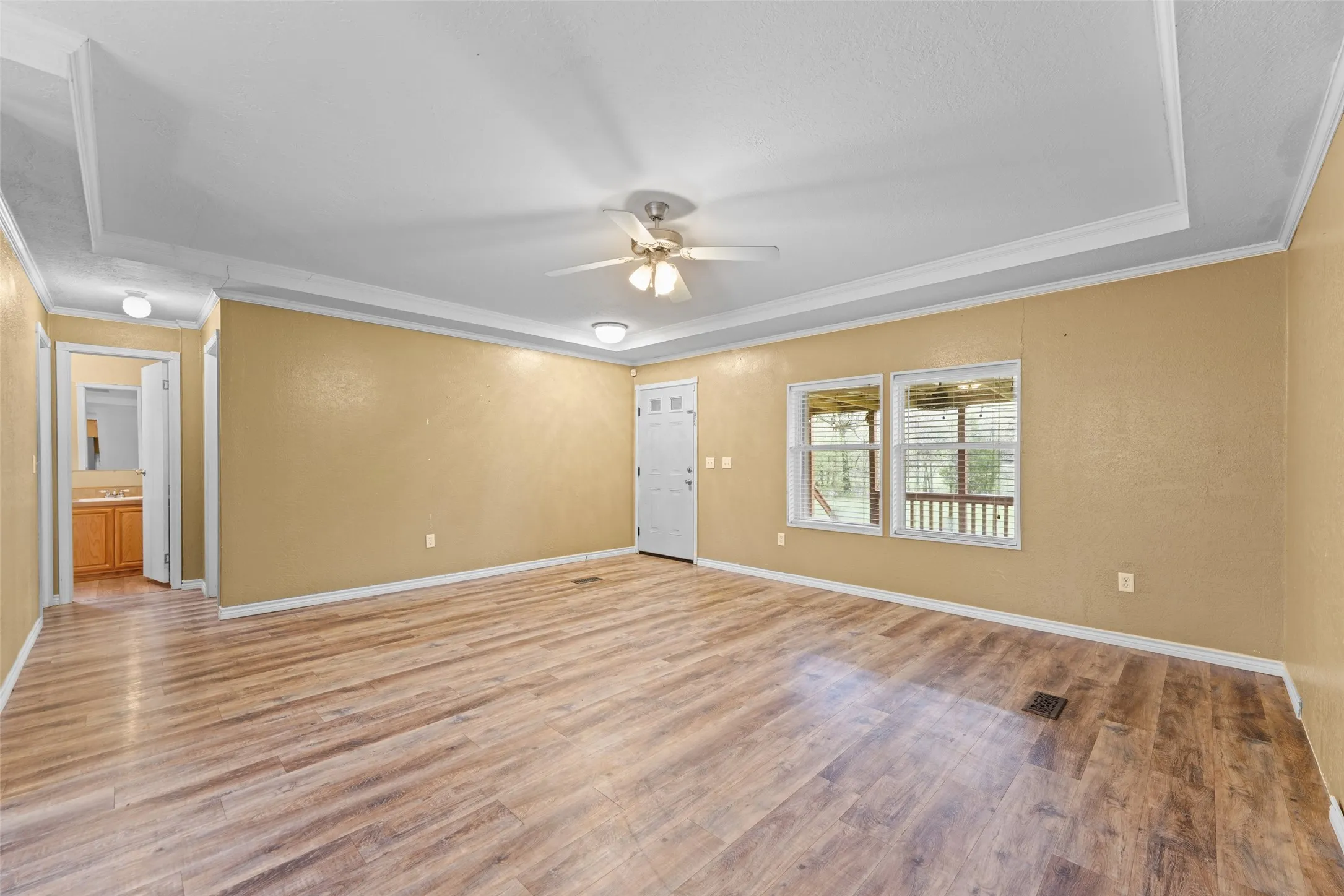 Mobile Home For Sale in Anderson County , 130 Private Road 6453, Palestine, Texas 75803, 3 Bedrooms, 3 Bathrooms, Garage spaces, 1,456 Sqft, built in 2006, Price $285,000, mls#21228897, Real Estate Agent in Palestine, Homes For Sale in Anderson county, Homes For Sale in Palestine, Realtor in Palestine Texas, Real Estate Brokerage Independent Realty Texas, Luminita Cordes Realtor