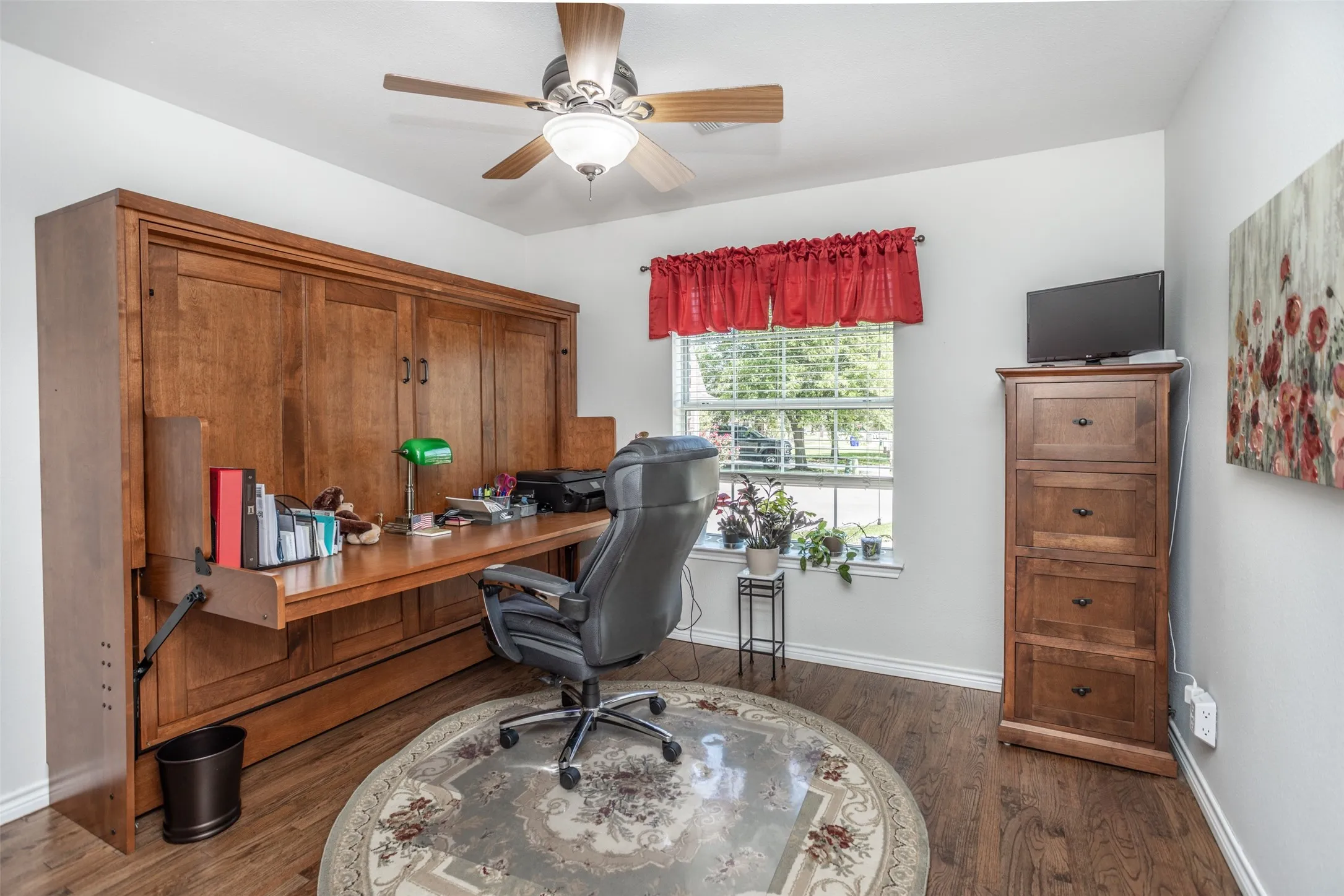 Single Family Residence For Sale in Grayson County , 116 Ashlyn Court, Whitesboro, Texas 76273, 3 Bedroom, 2 Bathroom, 2 Garage spaces, 1,970 Sqft, built in 2006, Preowned, mls#21228696, Real Estate Agent in Whitesboro, Homes For Sale in Grayson county, Homes For Sale in Whitesboro, Realtor in Whitesboro Texas, Real Estate Brokerage Independent Realty Texas, Luminita Cordes Realtor