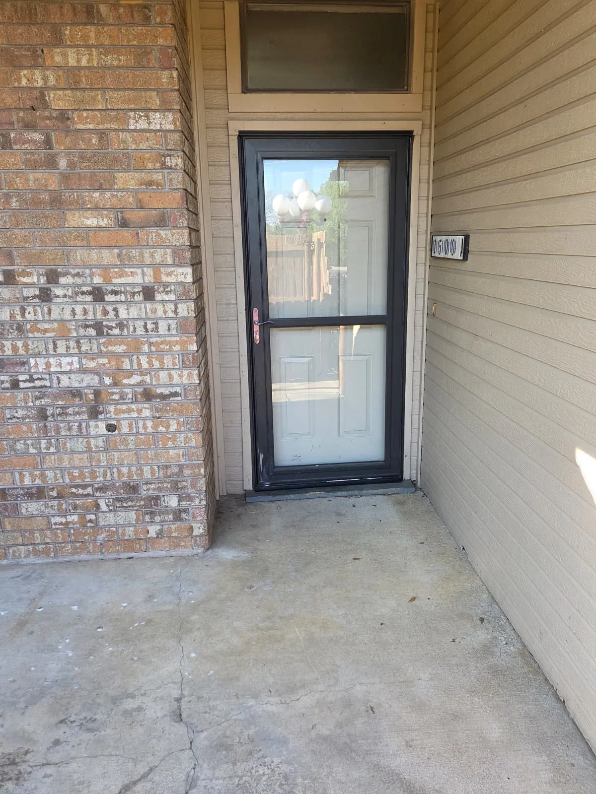 Townhouse For Rent in Grayson County , 1500 N Grant Drive A, Sherman, Texas 75092, 3 Bedroom, 2 Bathroom, 1 Garage spaces, 1,874 Sqft, built in 1986, Preowned, mls#21228938, Real Estate Agent in Sherman, Homes For Rent in Grayson county, Homes For Rent in Sherman, Realtor in Sherman Texas, Real Estate Brokerage Independent Realty Texas, Luminita Cordes Realtor