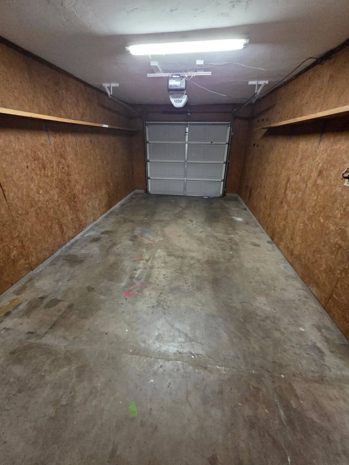 Townhouse For Rent in Grayson County , 1500 N Grant Drive A, Sherman, Texas 75092, 3 Bedroom, 2 Bathroom, 1 Garage spaces, 1,874 Sqft, built in 1986, Preowned, mls#21228938, Real Estate Agent in Sherman, Homes For Rent in Grayson county, Homes For Rent in Sherman, Realtor in Sherman Texas, Real Estate Brokerage Independent Realty Texas, Luminita Cordes Realtor