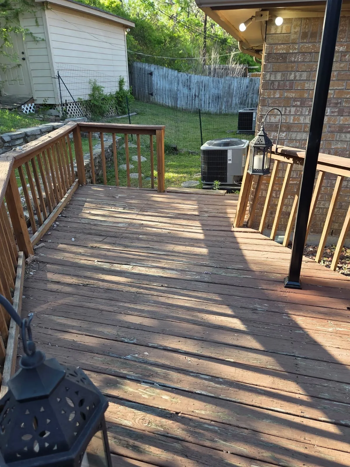 Townhouse For Rent in Grayson County , 1500 N Grant Drive A, Sherman, Texas 75092, 3 Bedroom, 2 Bathroom, 1 Garage spaces, 1,874 Sqft, built in 1986, Preowned, mls#21228938, Real Estate Agent in Sherman, Homes For Rent in Grayson county, Homes For Rent in Sherman, Realtor in Sherman Texas, Real Estate Brokerage Independent Realty Texas, Luminita Cordes Realtor