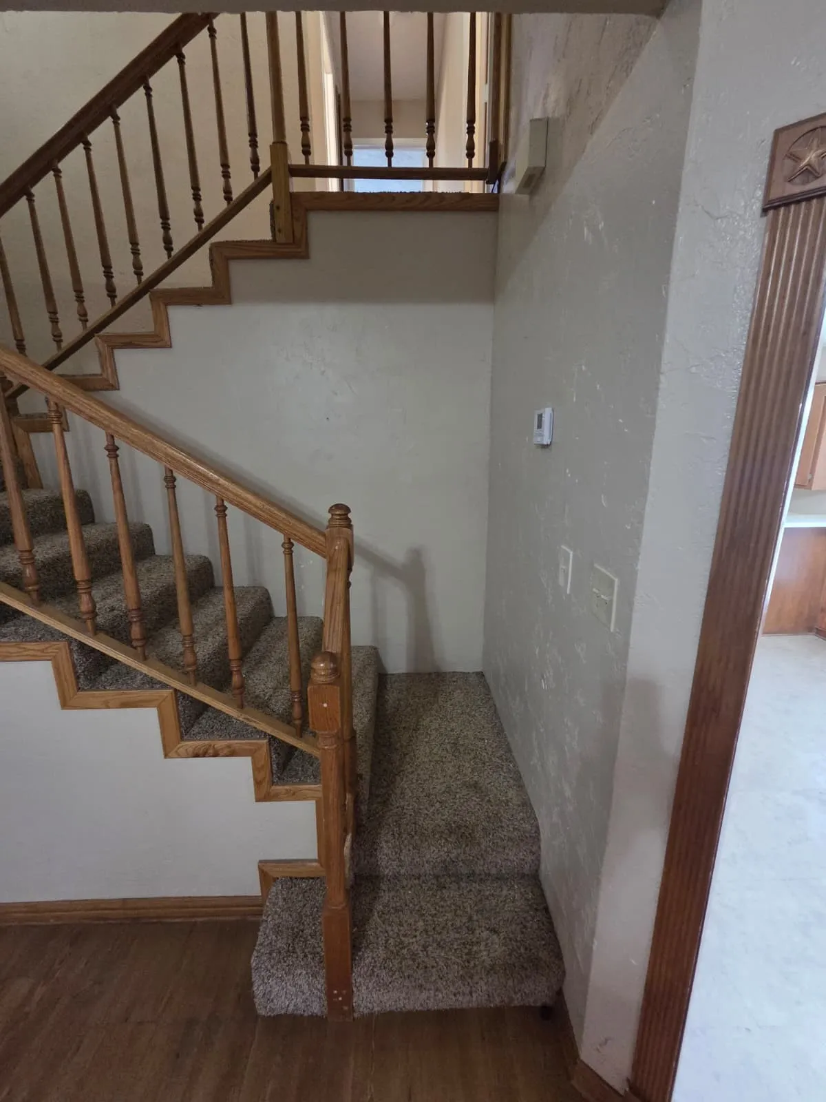 Townhouse For Rent in Grayson County , 1500 N Grant Drive A, Sherman, Texas 75092, 3 Bedroom, 2 Bathroom, 1 Garage spaces, 1,874 Sqft, built in 1986, Preowned, mls#21228938, Real Estate Agent in Sherman, Homes For Rent in Grayson county, Homes For Rent in Sherman, Realtor in Sherman Texas, Real Estate Brokerage Independent Realty Texas, Luminita Cordes Realtor