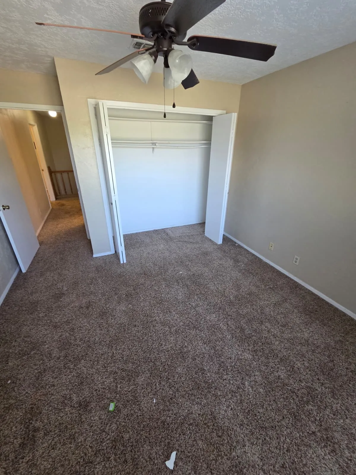 Townhouse For Rent in Grayson County , 1500 N Grant Drive A, Sherman, Texas 75092, 3 Bedroom, 2 Bathroom, 1 Garage spaces, 1,874 Sqft, built in 1986, Preowned, mls#21228938, Real Estate Agent in Sherman, Homes For Rent in Grayson county, Homes For Rent in Sherman, Realtor in Sherman Texas, Real Estate Brokerage Independent Realty Texas, Luminita Cordes Realtor