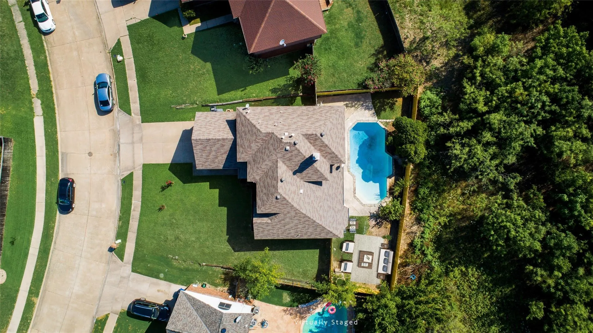 Single Family Residence For Rent in Dallas County , 8324 Autumncrest Court, Dallas, Texas 75249, 5 Bedrooms, 3 Bathrooms, 2 Garage spaces, 2,306 Sqft, built in 1989, Preowned, Price $5,000, mls#21228946, Real Estate Agent in Dallas, Homes For Rent in Dallas county, Homes For Rent in Dallas, Realtor in Dallas Texas, Real Estate Brokerage Independent Realty Texas, Luminita Cordes Realtor