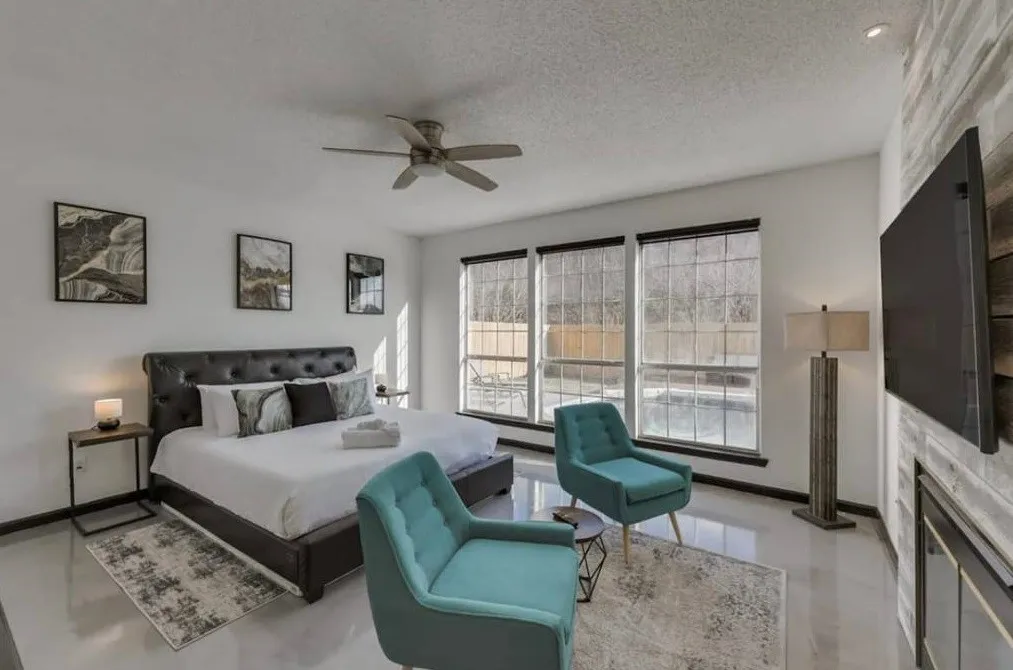 Single Family Residence For Rent in Dallas County , 8324 Autumncrest Court, Dallas, Texas 75249, 5 Bedrooms, 3 Bathrooms, 2 Garage spaces, 2,306 Sqft, built in 1989, Preowned, Price $5,000, mls#21228946, Real Estate Agent in Dallas, Homes For Rent in Dallas county, Homes For Rent in Dallas, Realtor in Dallas Texas, Real Estate Brokerage Independent Realty Texas, Luminita Cordes Realtor
