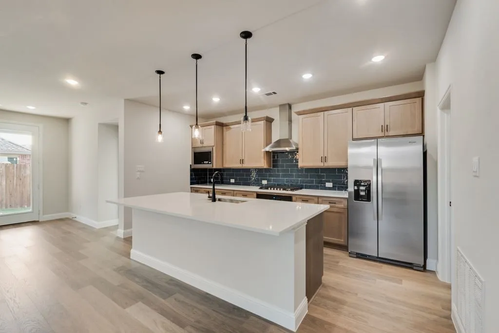 Single Family Residence For Sale in Collin County , 208 Starlight Drive, Anna, Texas 75409, 4 Bedroom, 3 Bathroom, 2 Garage spaces, 2,519 Sqft, built in 2026, New Construction - Complete, mls#21228975, Real Estate Agent in Anna, Homes For Sale in Collin county, Homes For Sale in Anna, Realtor in Anna Texas, Real Estate Brokerage Independent Realty Texas, Luminita Cordes Realtor