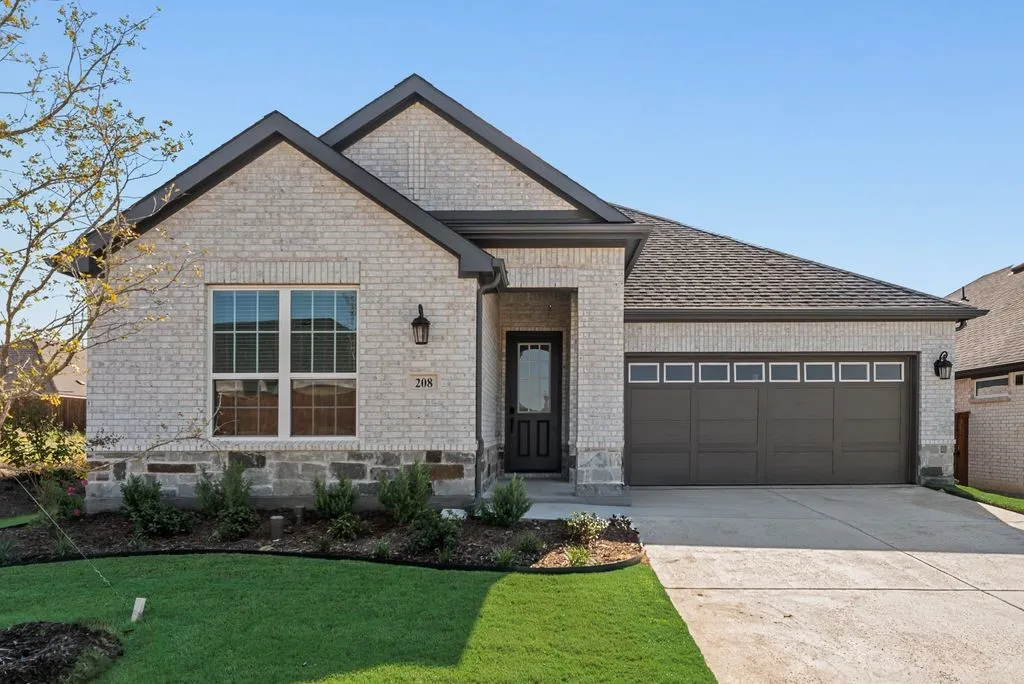 Single Family Residence For Sale in Collin County , 208 Starlight Drive, Anna, Texas 75409, 4 Bedroom, 3 Bathroom, 2 Garage spaces, 2,519 Sqft, built in 2026, New Construction - Complete, mls#21228975, Real Estate Agent in Anna, Homes For Sale in Collin county, Homes For Sale in Anna, Realtor in Anna Texas, Real Estate Brokerage Independent Realty Texas, Luminita Cordes Realtor
