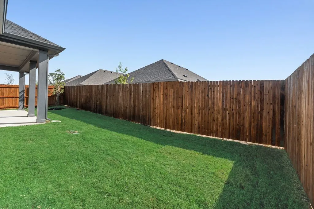 Single Family Residence For Sale in Collin County , 208 Starlight Drive, Anna, Texas 75409, 4 Bedroom, 3 Bathroom, 2 Garage spaces, 2,519 Sqft, built in 2026, New Construction - Complete, mls#21228975, Real Estate Agent in Anna, Homes For Sale in Collin county, Homes For Sale in Anna, Realtor in Anna Texas, Real Estate Brokerage Independent Realty Texas, Luminita Cordes Realtor