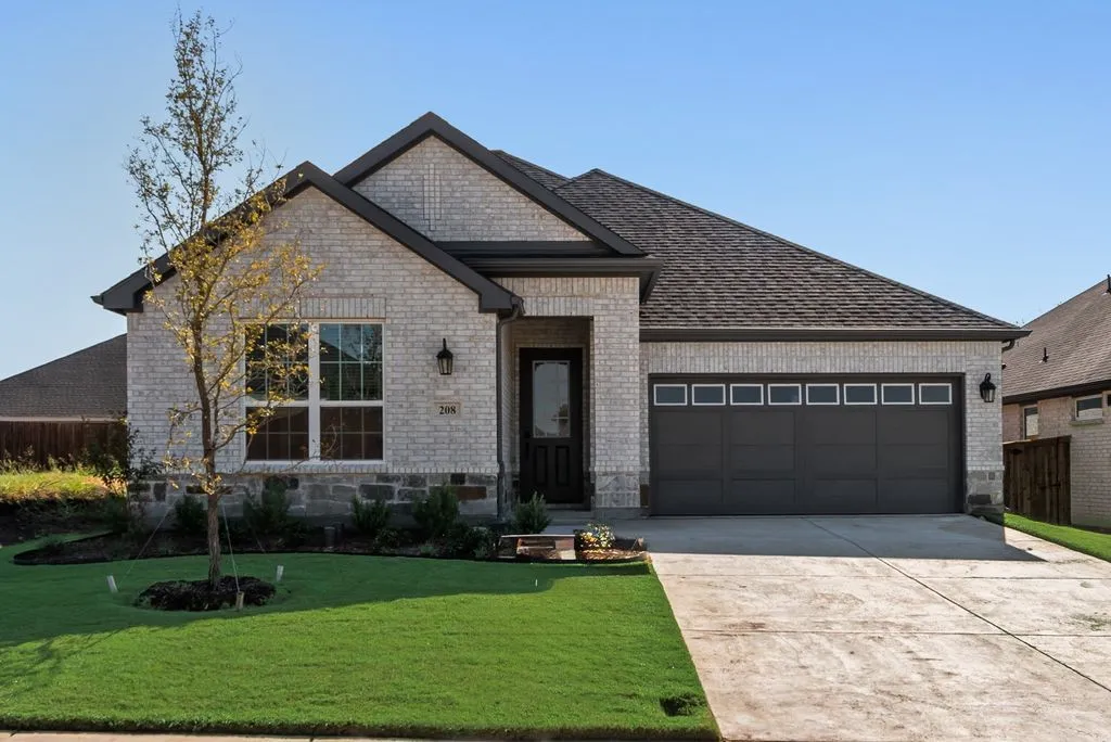Single Family Residence For Sale in Collin County , 208 Starlight Drive, Anna, Texas 75409, 4 Bedroom, 3 Bathroom, 2 Garage spaces, 2,519 Sqft, built in 2026, New Construction - Complete, mls#21228975, Real Estate Agent in Anna, Homes For Sale in Collin county, Homes For Sale in Anna, Realtor in Anna Texas, Real Estate Brokerage Independent Realty Texas, Luminita Cordes Realtor