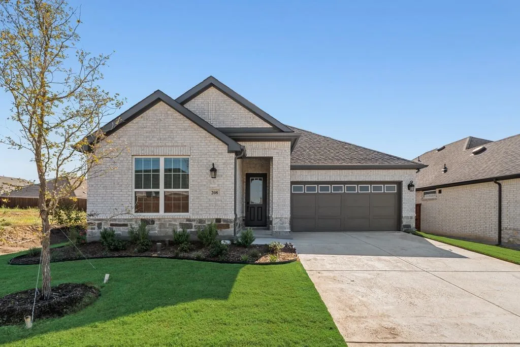 Single Family Residence For Sale in Collin County , 208 Starlight Drive, Anna, Texas 75409, 4 Bedroom, 3 Bathroom, 2 Garage spaces, 2,519 Sqft, built in 2026, New Construction - Complete, mls#21228975, Real Estate Agent in Anna, Homes For Sale in Collin county, Homes For Sale in Anna, Realtor in Anna Texas, Real Estate Brokerage Independent Realty Texas, Luminita Cordes Realtor