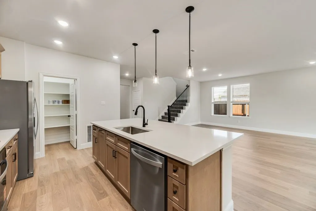 Single Family Residence For Sale in Collin County , 208 Starlight Drive, Anna, Texas 75409, 4 Bedroom, 3 Bathroom, 2 Garage spaces, 2,519 Sqft, built in 2026, New Construction - Complete, mls#21228975, Real Estate Agent in Anna, Homes For Sale in Collin county, Homes For Sale in Anna, Realtor in Anna Texas, Real Estate Brokerage Independent Realty Texas, Luminita Cordes Realtor