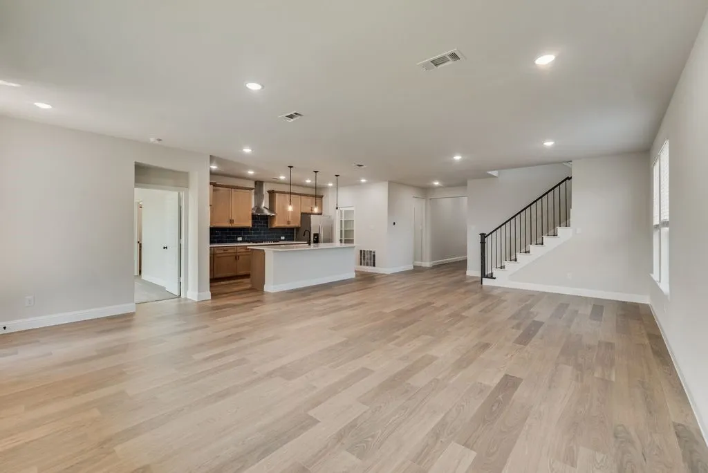 Single Family Residence For Sale in Collin County , 208 Starlight Drive, Anna, Texas 75409, 4 Bedroom, 3 Bathroom, 2 Garage spaces, 2,519 Sqft, built in 2026, New Construction - Complete, mls#21228975, Real Estate Agent in Anna, Homes For Sale in Collin county, Homes For Sale in Anna, Realtor in Anna Texas, Real Estate Brokerage Independent Realty Texas, Luminita Cordes Realtor