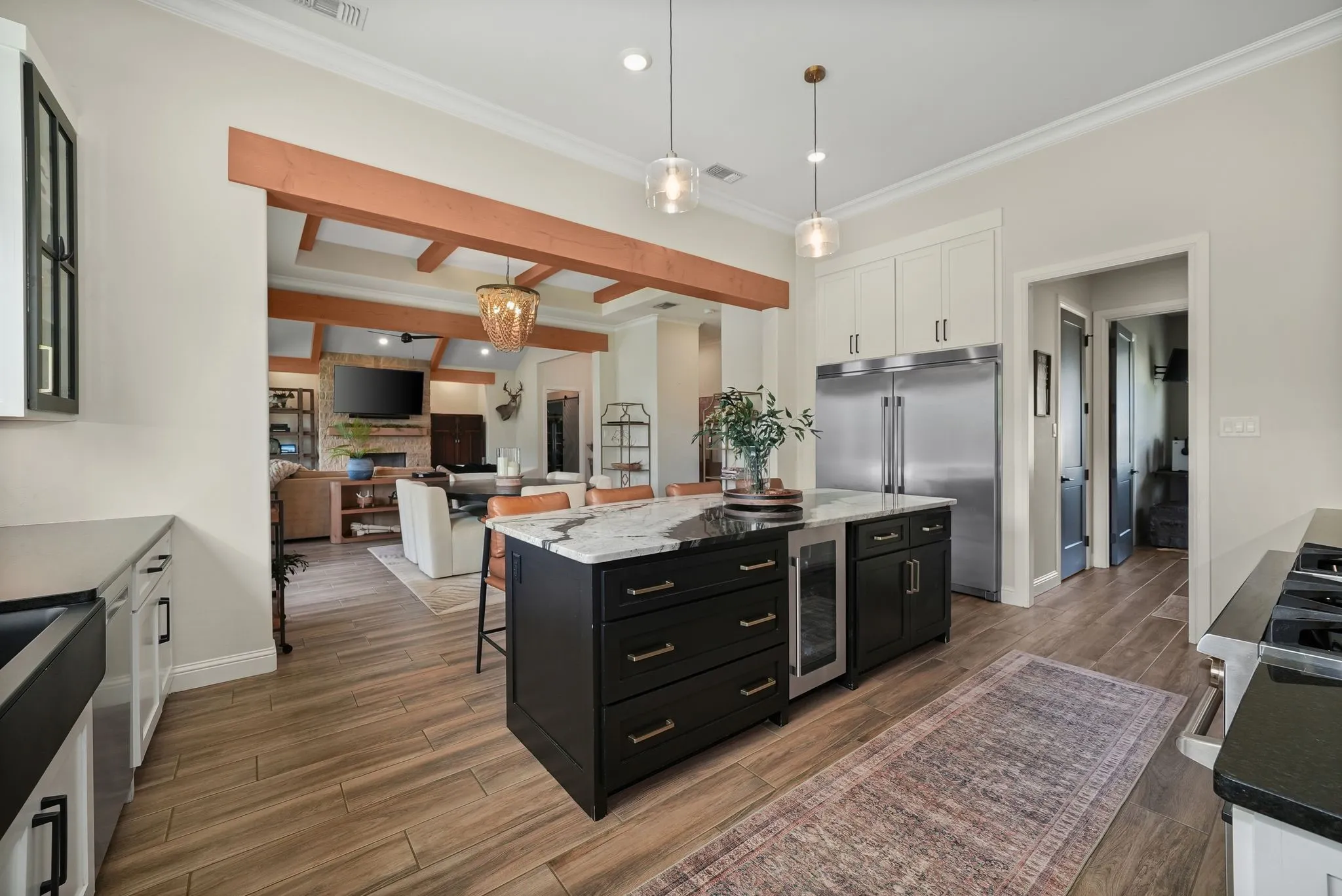 Single Family Residence For Sale in Kaufman County , 2100 Lake Crest Lane, Wills Point, Texas 75169, 3 Bedroom, 3 Bathroom, 3 Garage spaces, 2,758 Sqft, built in 2020, Preowned, mls#21228742, Real Estate Agent in Wills Point, Homes For Sale in Kaufman county, Homes For Sale in Wills Point, Realtor in Wills Point Texas, Real Estate Brokerage Independent Realty Texas, Luminita Cordes Realtor