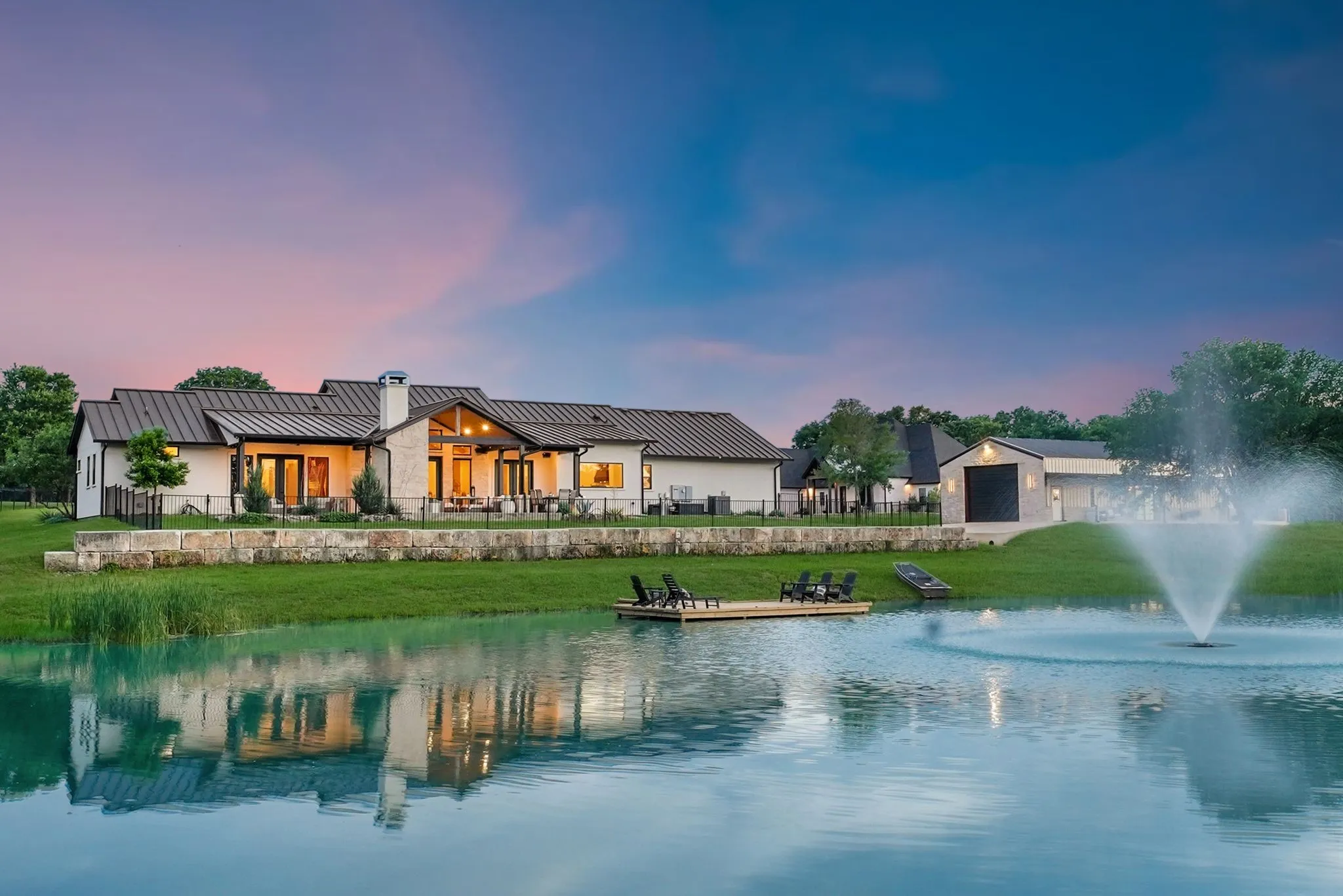 Single Family Residence For Sale in Kaufman County , 2100 Lake Crest Lane, Wills Point, Texas 75169, 3 Bedroom, 3 Bathroom, 3 Garage spaces, 2,758 Sqft, built in 2020, Preowned, mls#21228742, Real Estate Agent in Wills Point, Homes For Sale in Kaufman county, Homes For Sale in Wills Point, Realtor in Wills Point Texas, Real Estate Brokerage Independent Realty Texas, Luminita Cordes Realtor