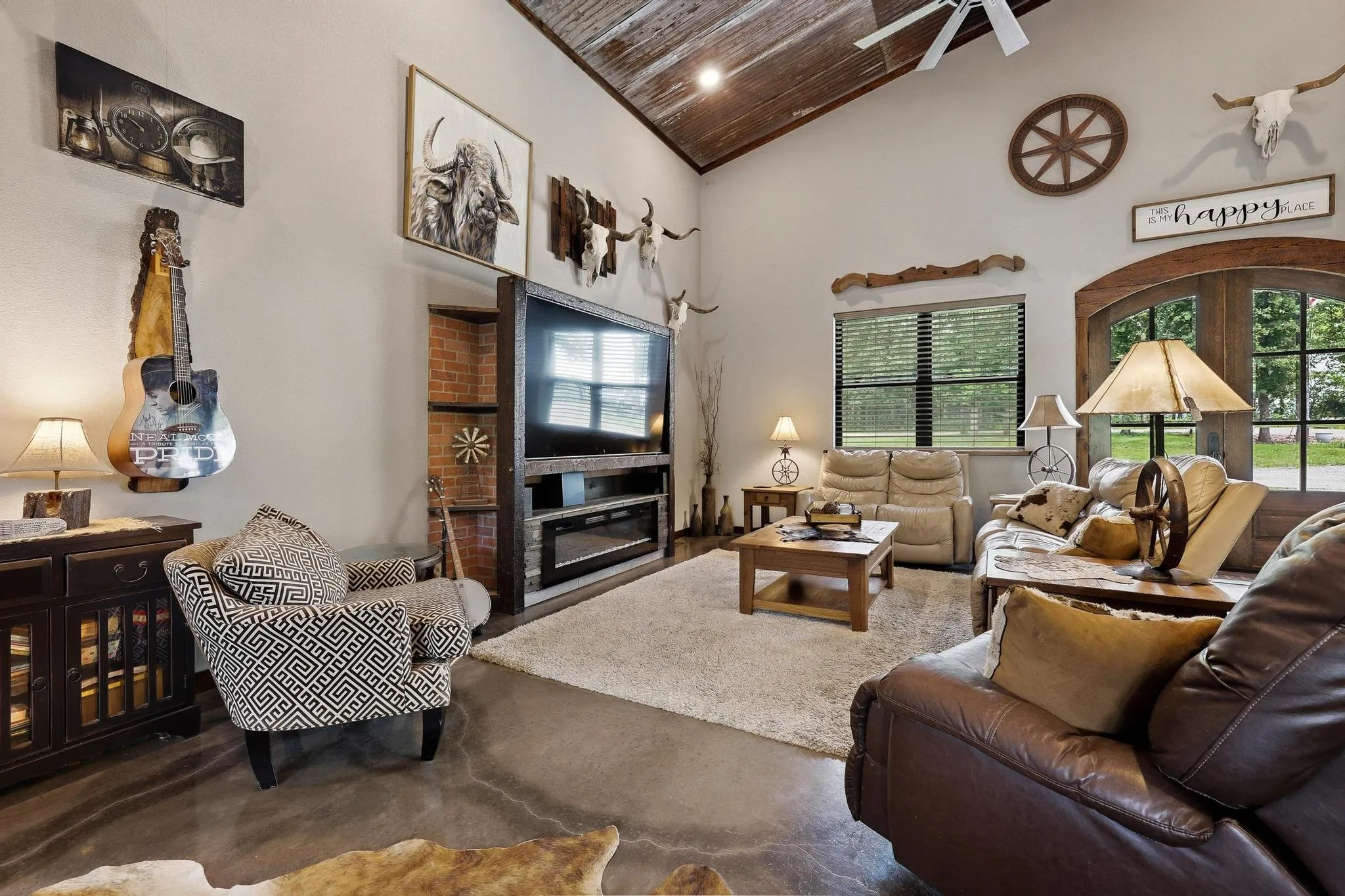 Single Family Residence For Sale in Fannin County , 1900 County Road 1535, Bonham, Texas 75418, 3 Bedroom, 3 Bathroom, 2 Garage spaces, 2,180 Sqft, built in 2022, mls#21226999, Real Estate Agent in Bonham, Homes For Sale in Fannin county, Homes For Sale in Bonham, Realtor in Bonham Texas, Real Estate Brokerage Independent Realty Texas, Luminita Cordes Realtor