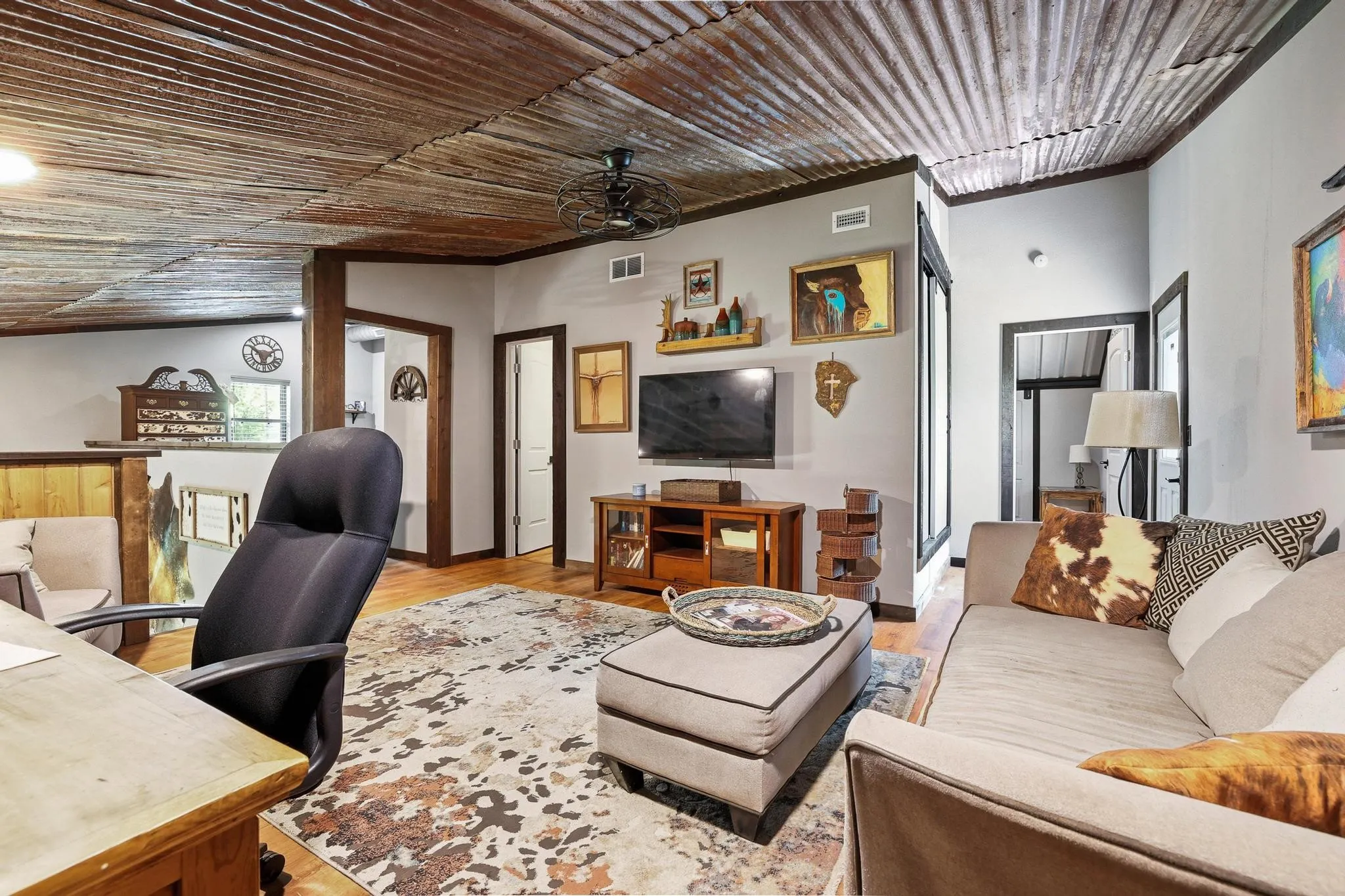 Single Family Residence For Sale in Fannin County , 1900 County Road 1535, Bonham, Texas 75418, 3 Bedroom, 3 Bathroom, 2 Garage spaces, 2,180 Sqft, built in 2022, mls#21226999, Real Estate Agent in Bonham, Homes For Sale in Fannin county, Homes For Sale in Bonham, Realtor in Bonham Texas, Real Estate Brokerage Independent Realty Texas, Luminita Cordes Realtor
