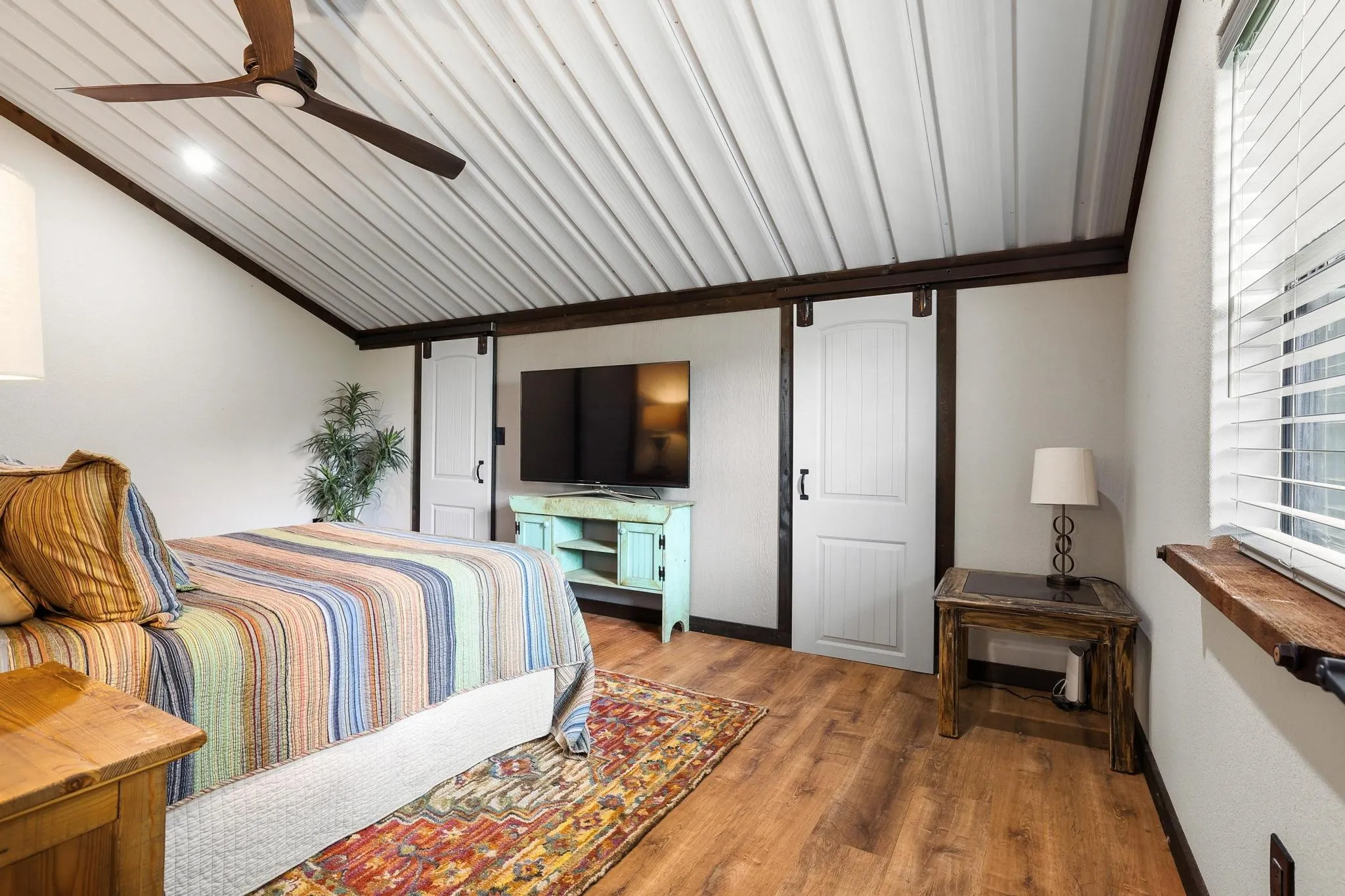 Single Family Residence For Sale in Fannin County , 1900 County Road 1535, Bonham, Texas 75418, 3 Bedroom, 3 Bathroom, 2 Garage spaces, 2,180 Sqft, built in 2022, mls#21226999, Real Estate Agent in Bonham, Homes For Sale in Fannin county, Homes For Sale in Bonham, Realtor in Bonham Texas, Real Estate Brokerage Independent Realty Texas, Luminita Cordes Realtor