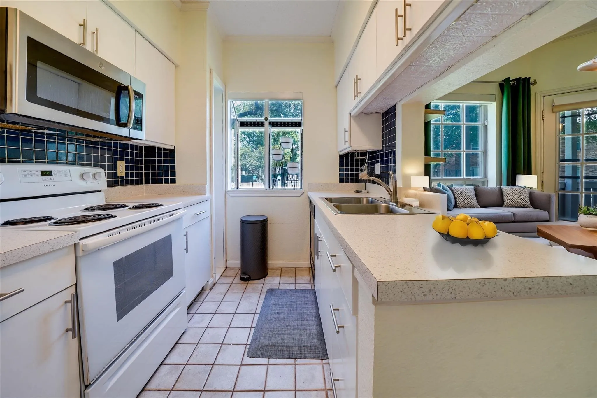 Condominium For Rent in Collin County , 1700 Amelia Court 613, Plano, Texas 75075, 2 Bedroom, 2 Bathroom, Garage spaces, 879 Sqft, built in 1984, mls#21222432, Real Estate Agent in Plano, Homes For Rent in Collin county, Homes For Rent in Plano, Realtor in Plano Texas, Real Estate Brokerage Independent Realty Texas, Luminita Cordes Realtor